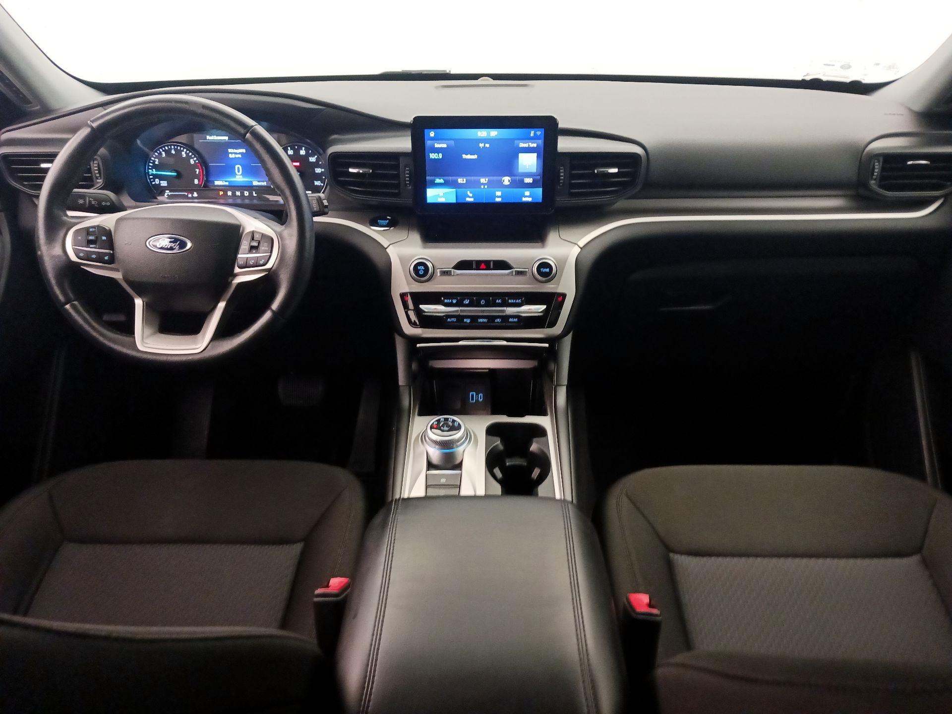 Thumbnail: 2022 Ford Explorer - 9