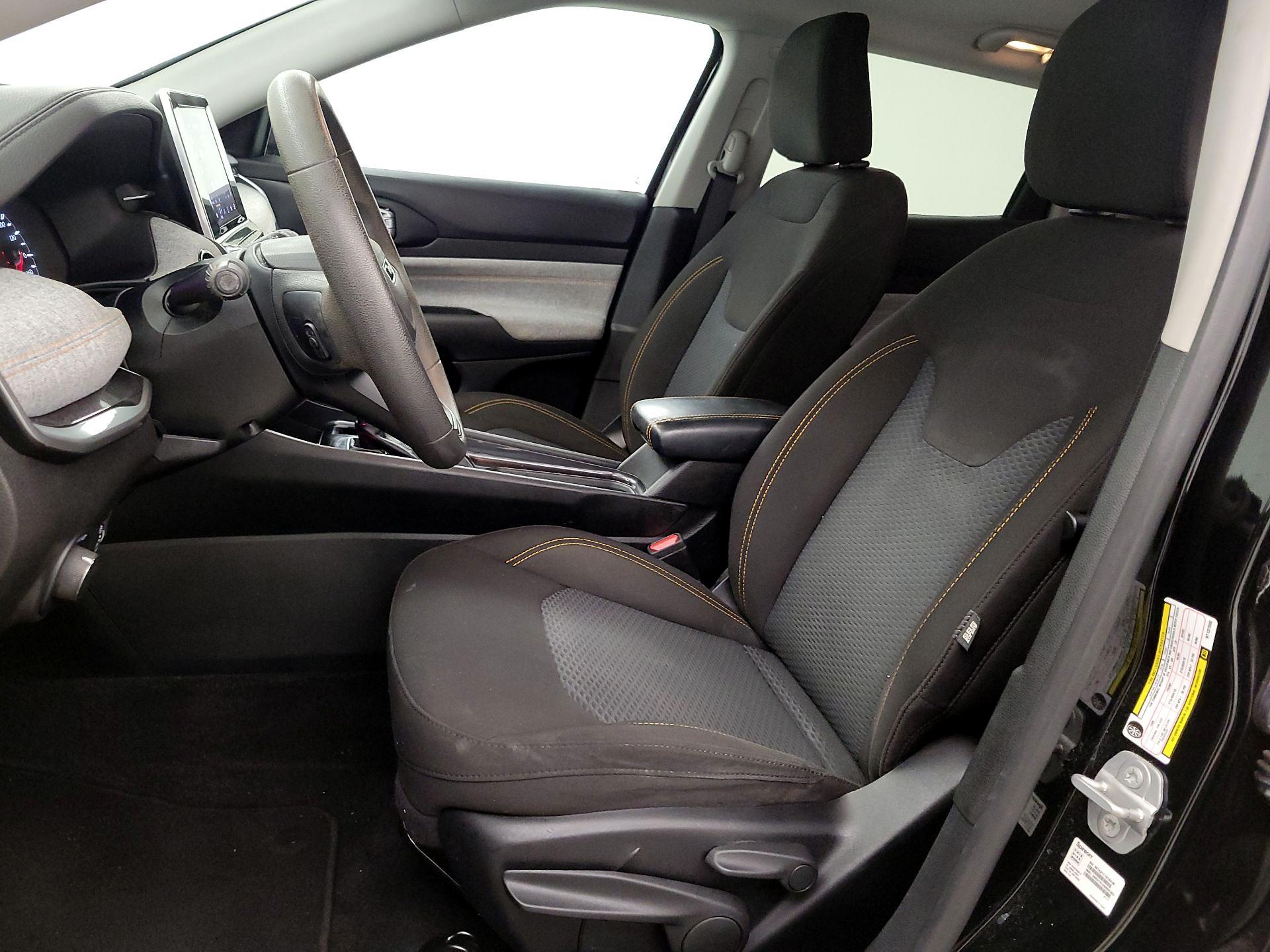 Thumbnail: 2022 Jeep Compass - 11