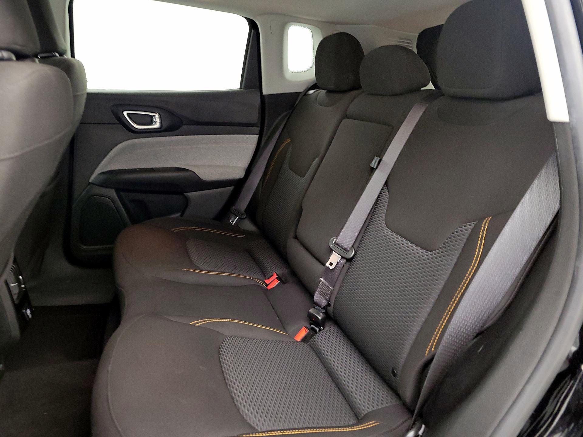 Thumbnail: 2022 Jeep Compass - 19