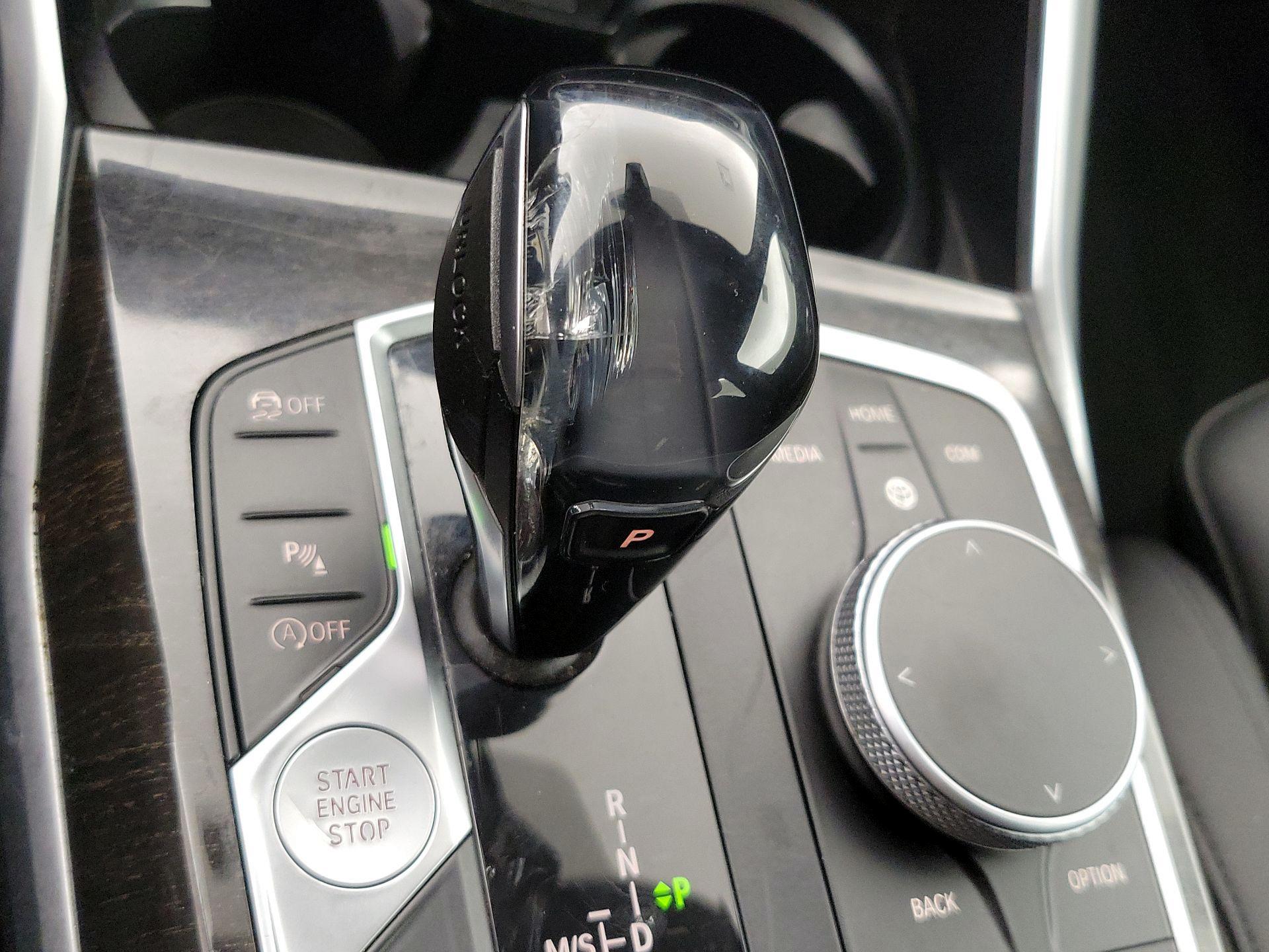 Thumbnail: 2019 BMW 3 Series - 17