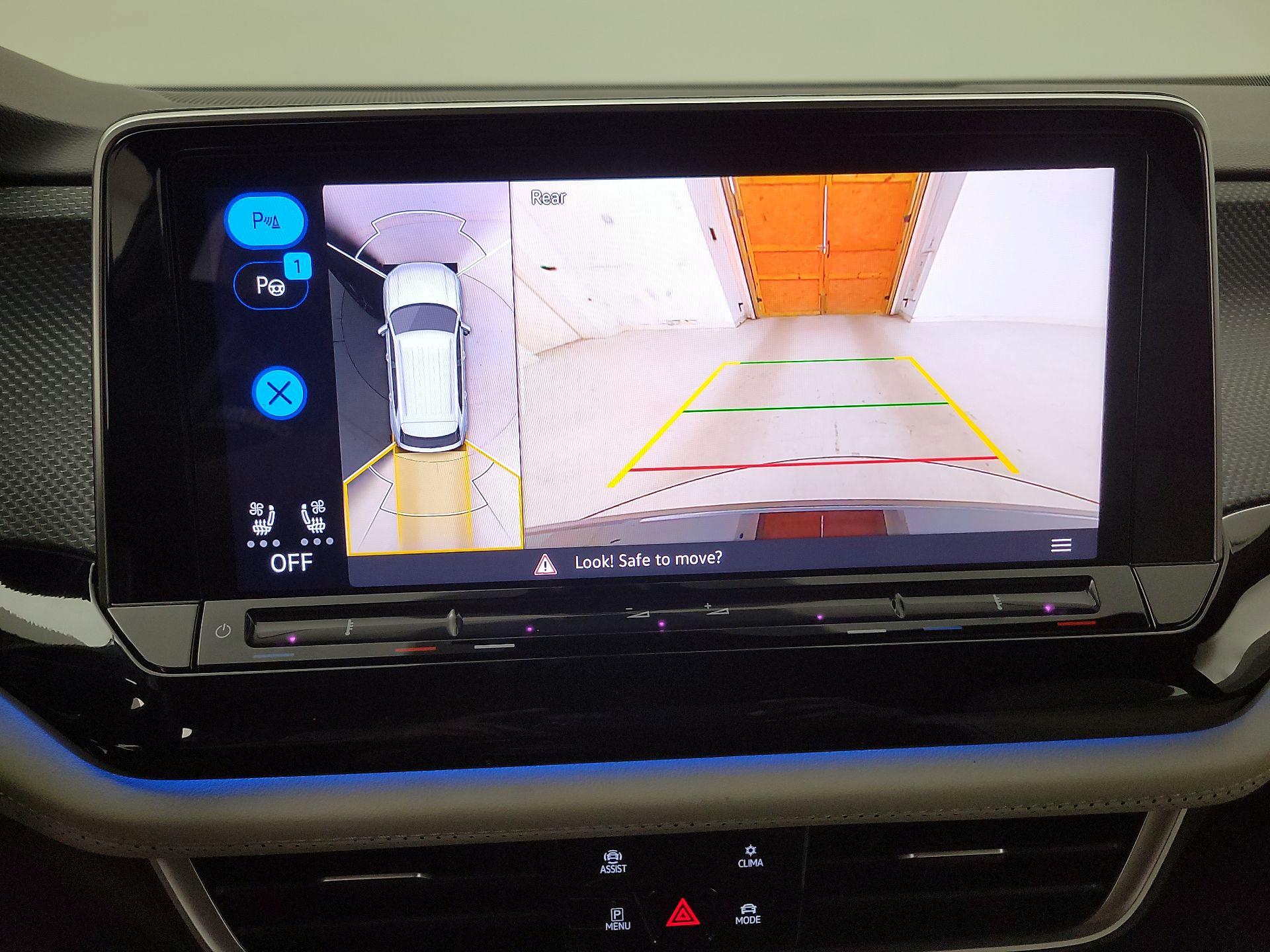 Thumbnail: 2024 Volkswagen Atlas - 15