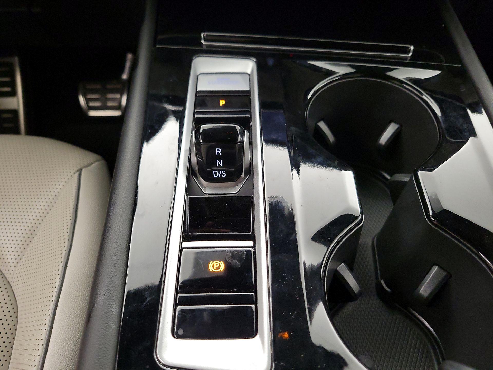 Thumbnail: 2024 Volkswagen Atlas - 18