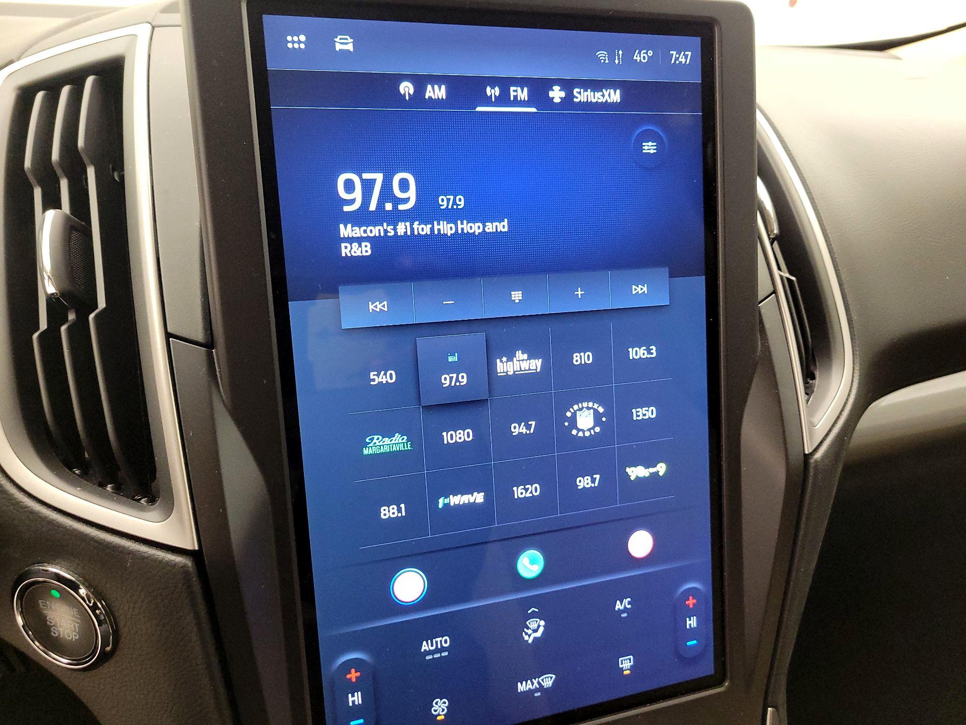 Thumbnail: 2021 Ford Edge - 15