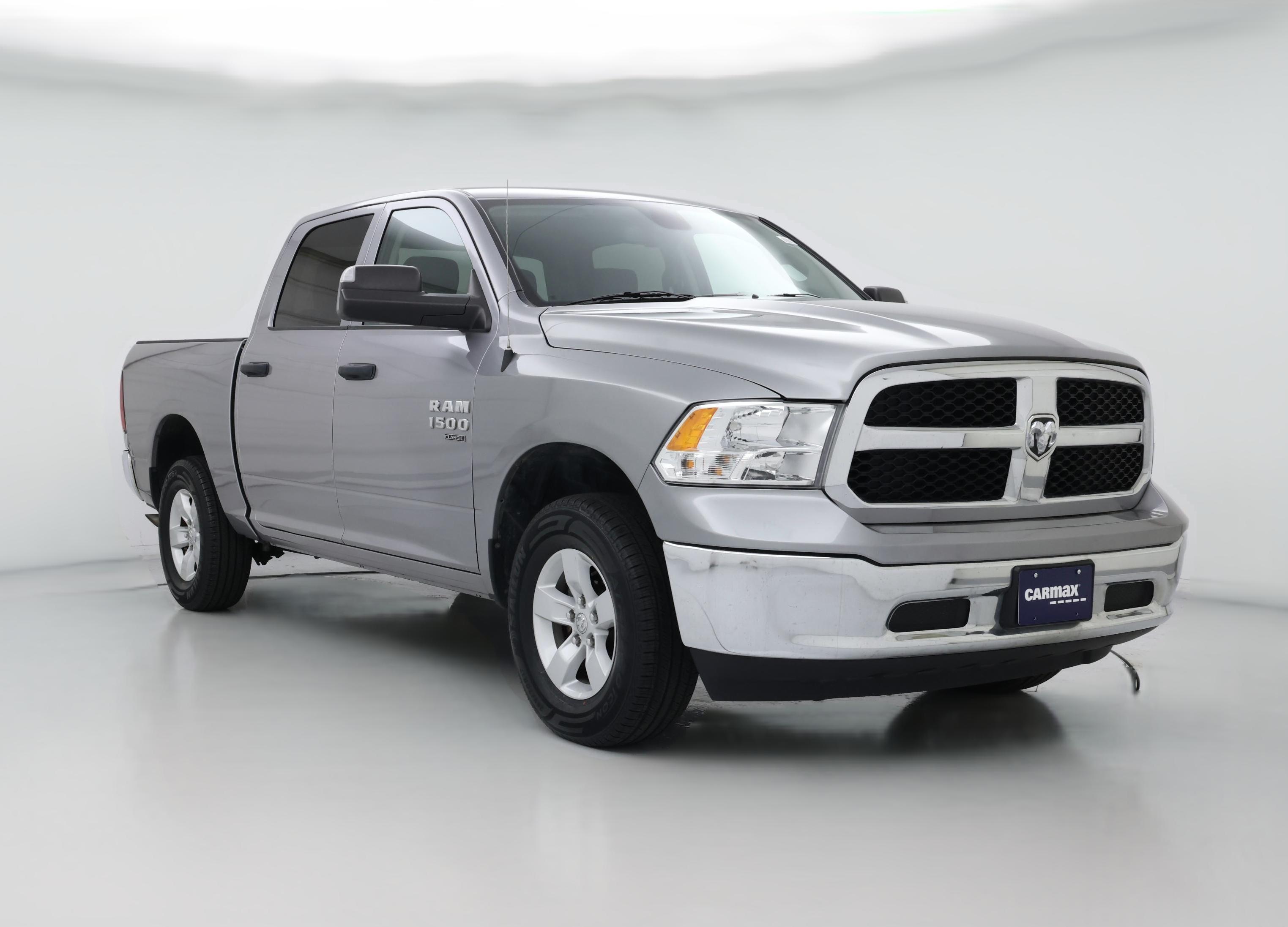 Thumbnail: 2023 RAM 1500 Classic - 1