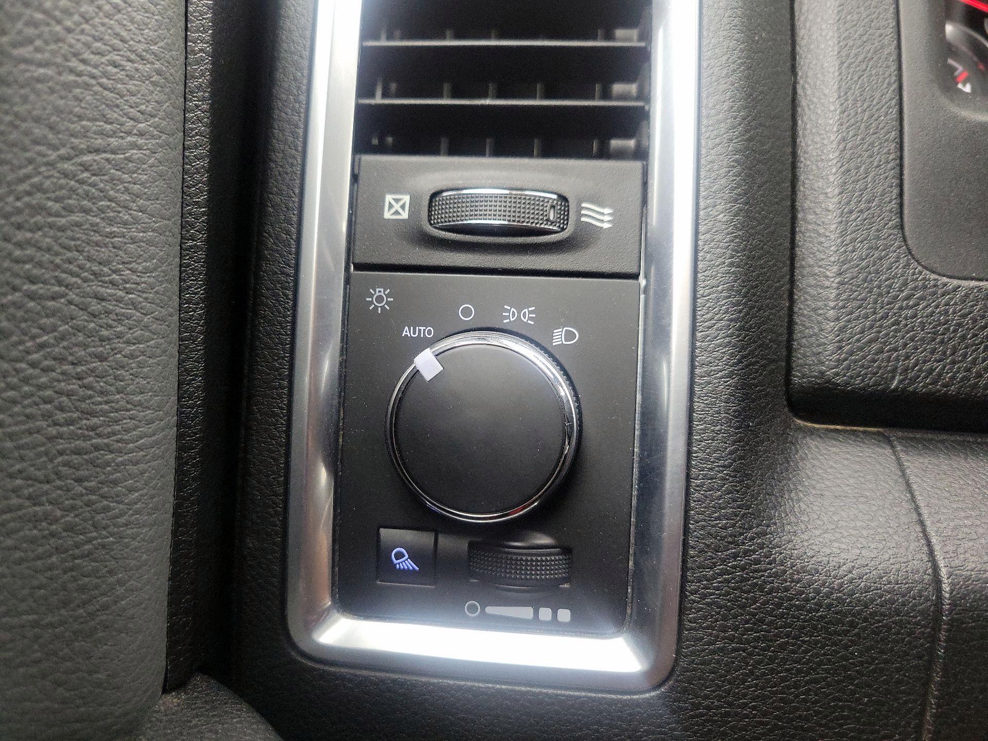 Thumbnail: 2023 RAM 1500 Classic - 13