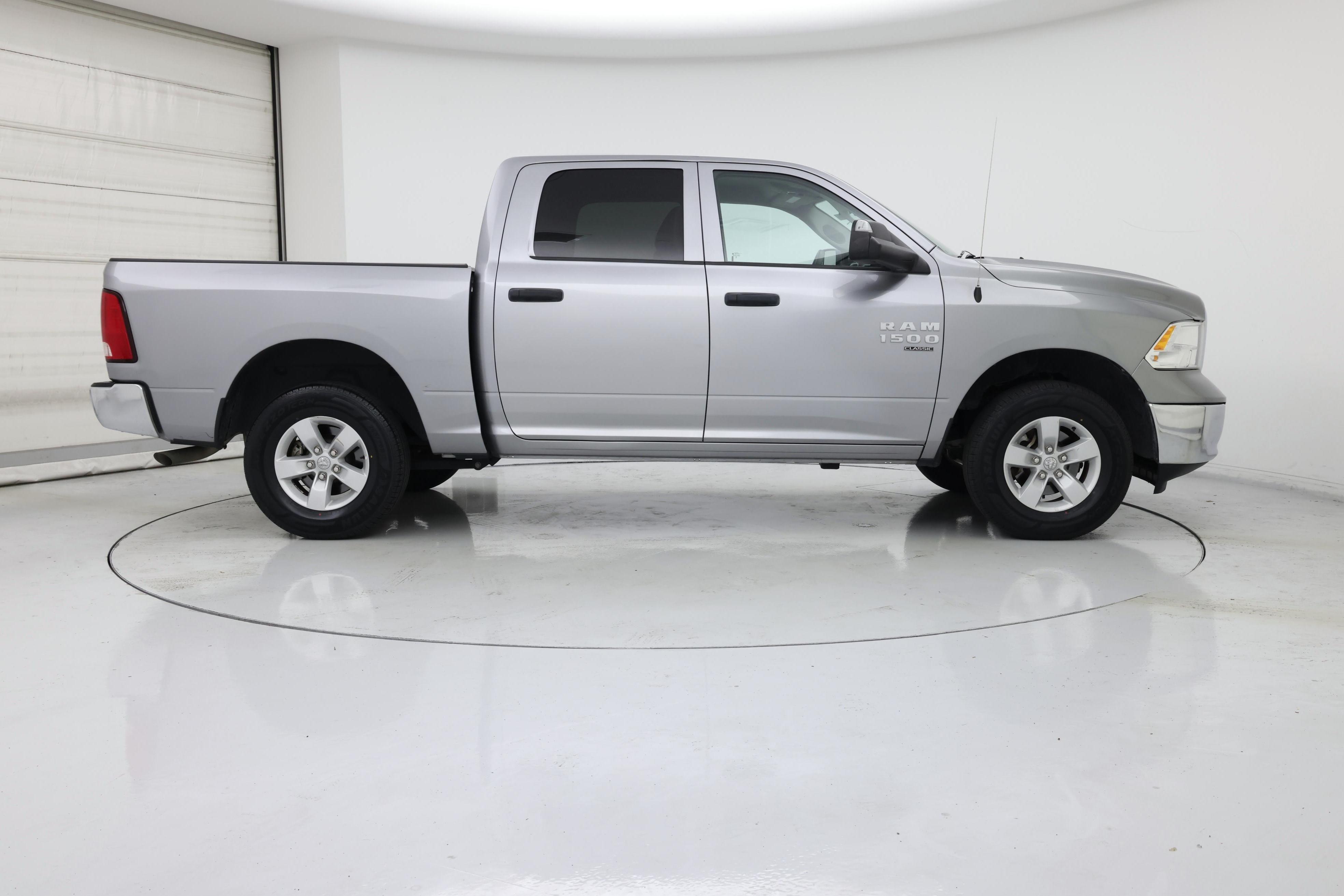 Thumbnail: 2023 RAM 1500 Classic - 7