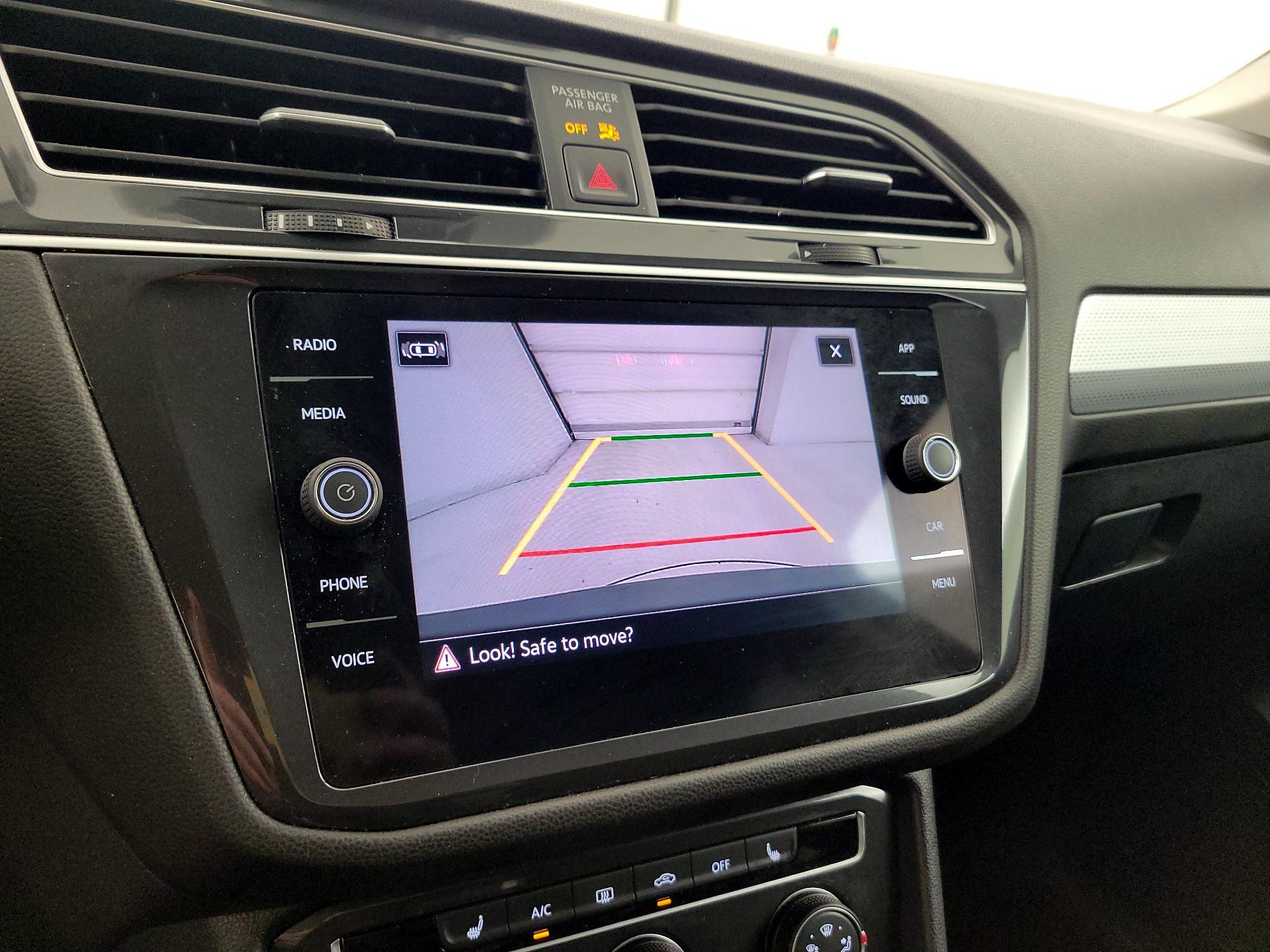 Thumbnail: 2024 Volkswagen Tiguan - 14