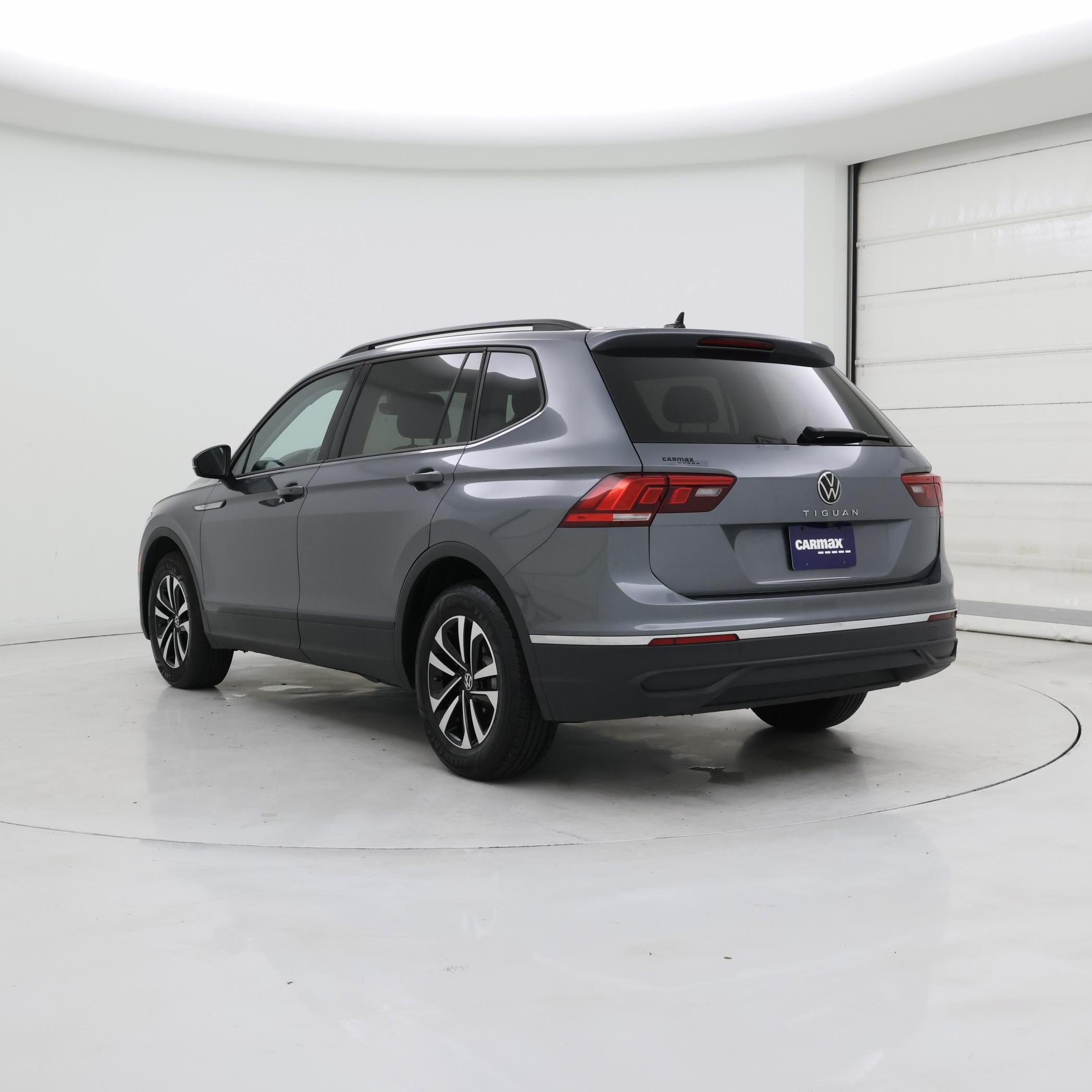 Thumbnail: 2024 Volkswagen Tiguan - 2