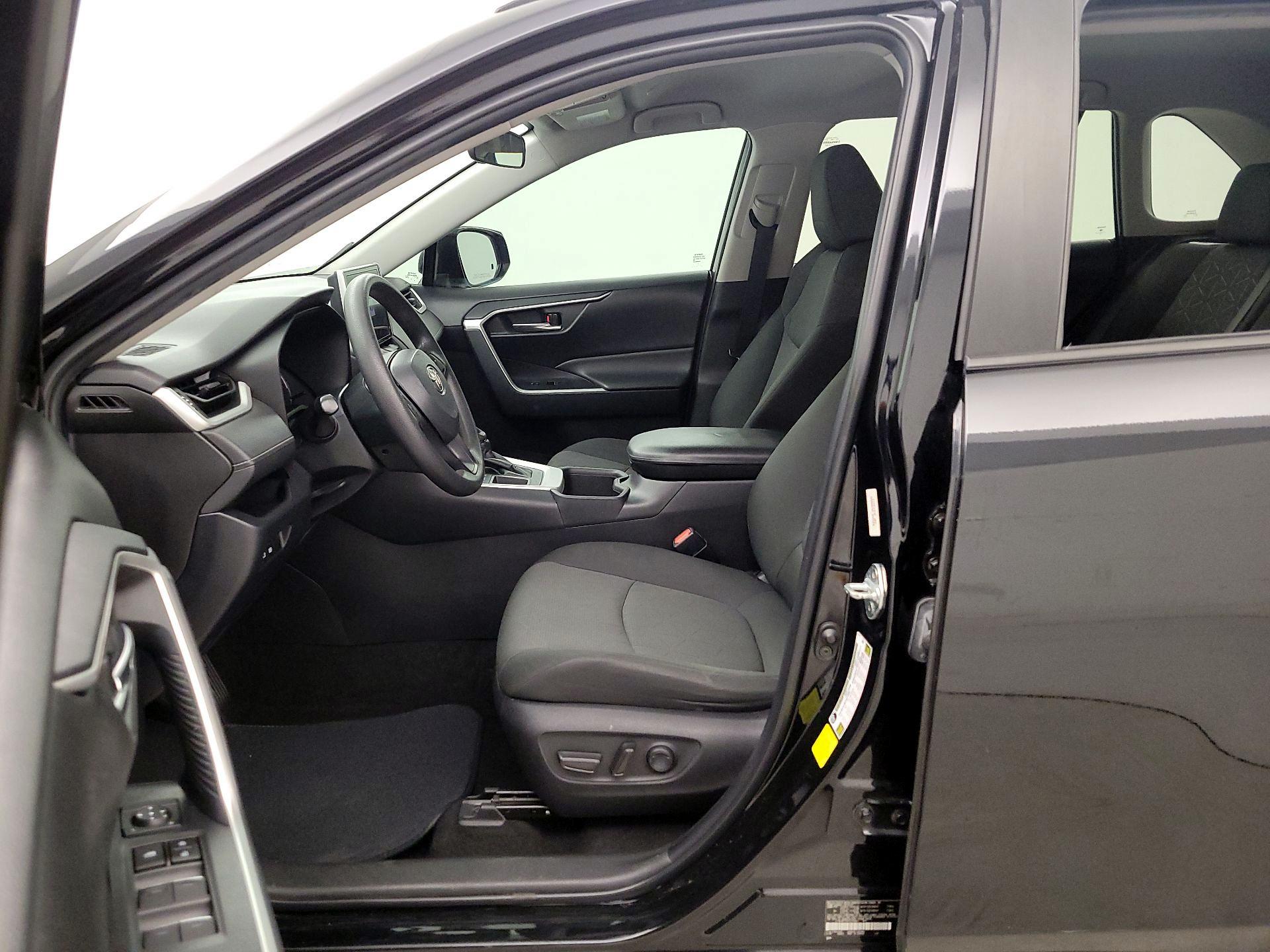 Thumbnail: 2023 Toyota RAV4 - 11