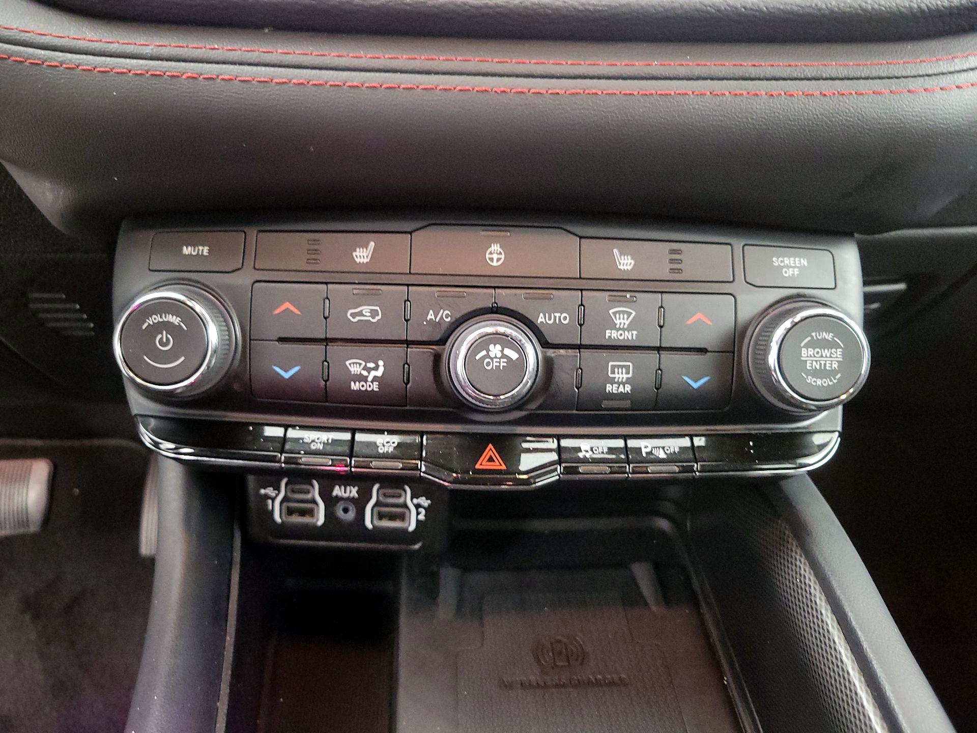 Thumbnail: 2024 Dodge Durango - 16