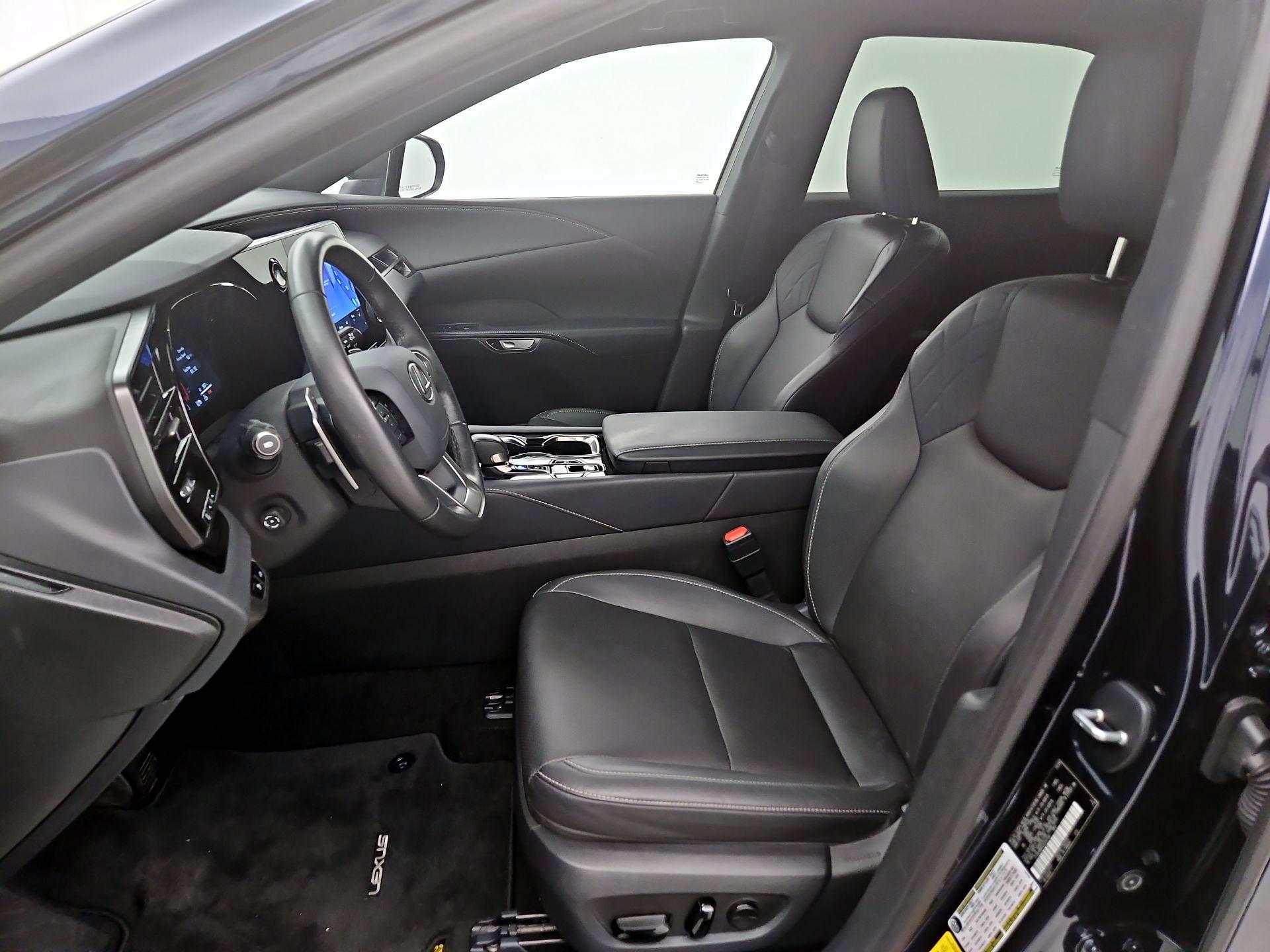 Thumbnail: 2025 Lexus RX - 11