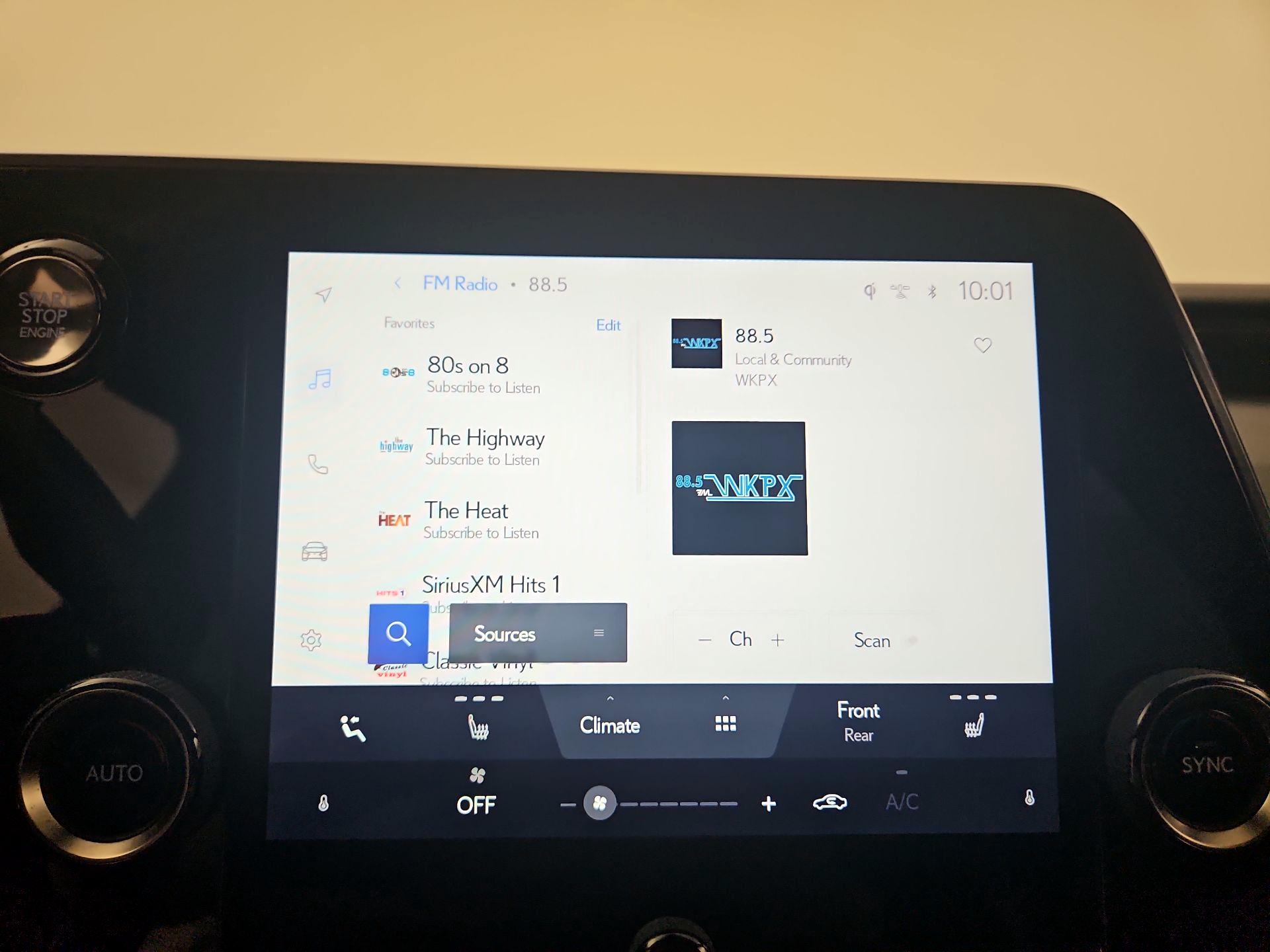 Thumbnail: 2025 Lexus RX - 15