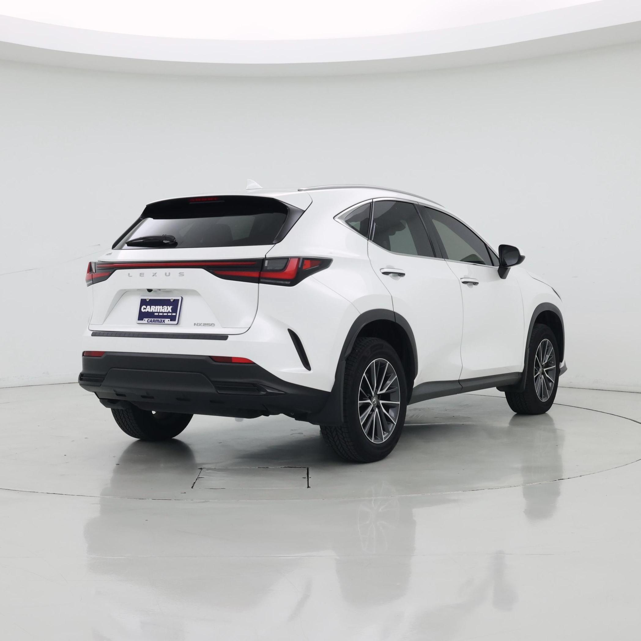 Thumbnail: 2022 Lexus NX - 8
