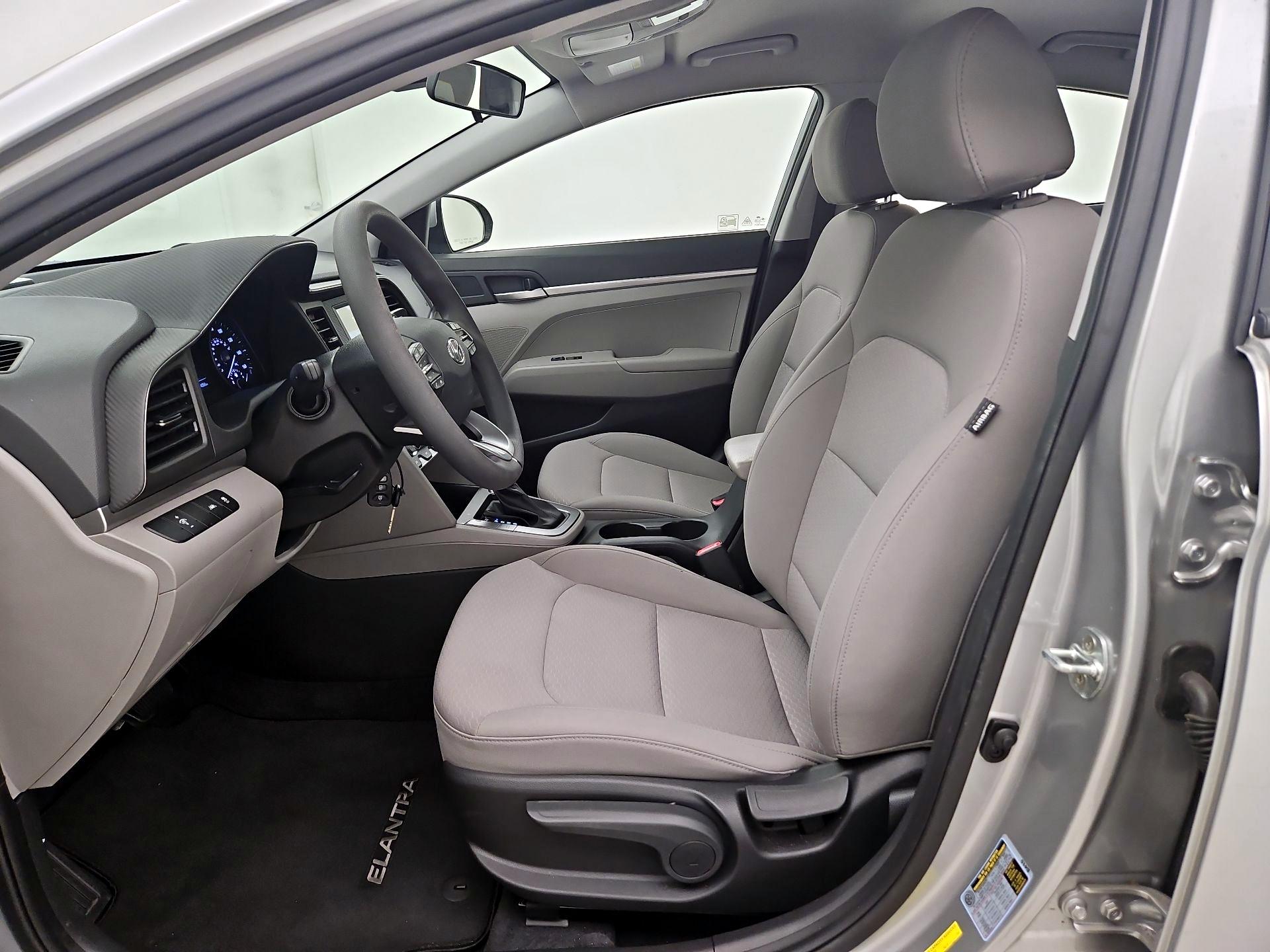 Thumbnail: 2020 Hyundai Elantra - 11