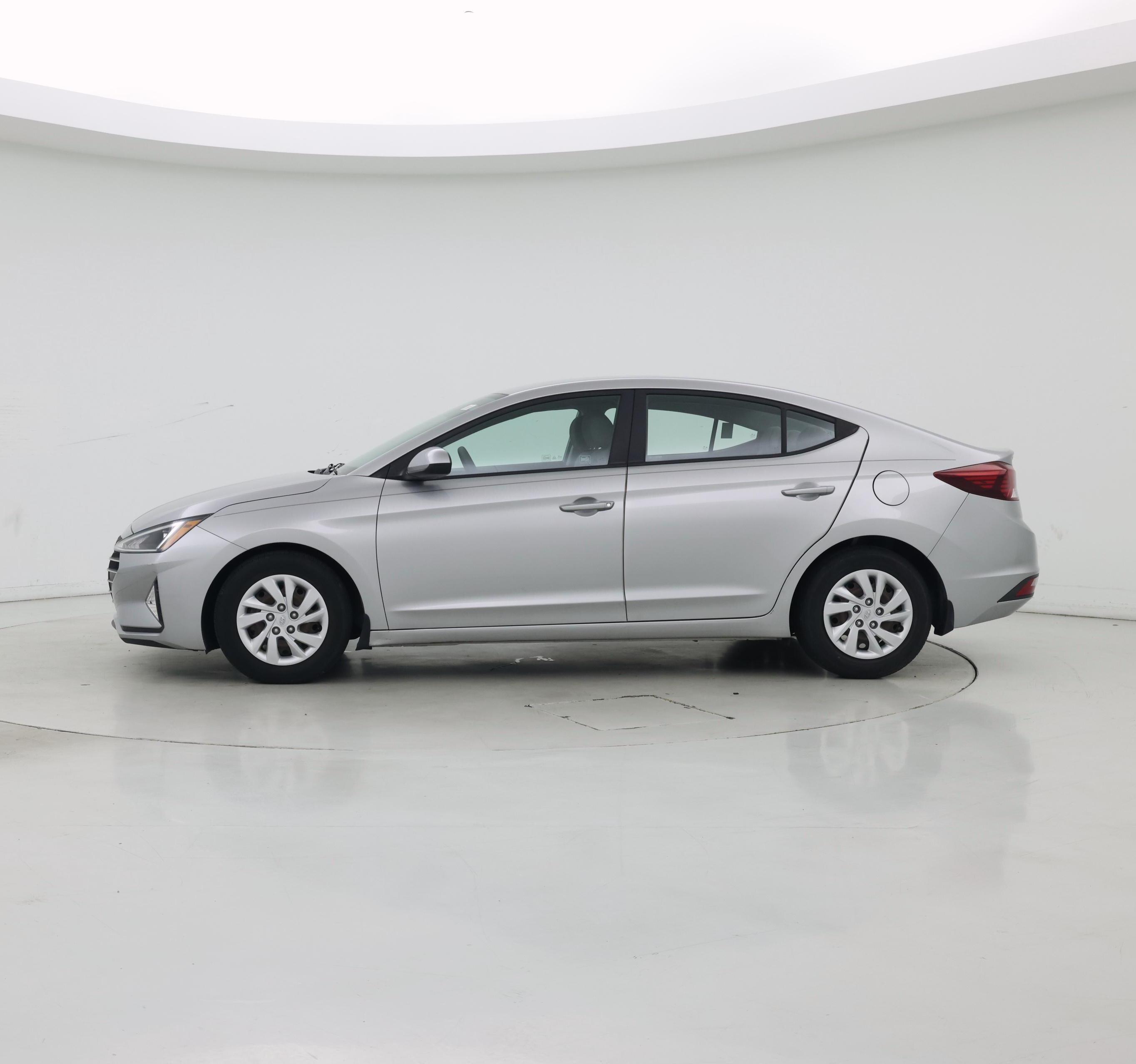 Thumbnail: 2020 Hyundai Elantra - 3