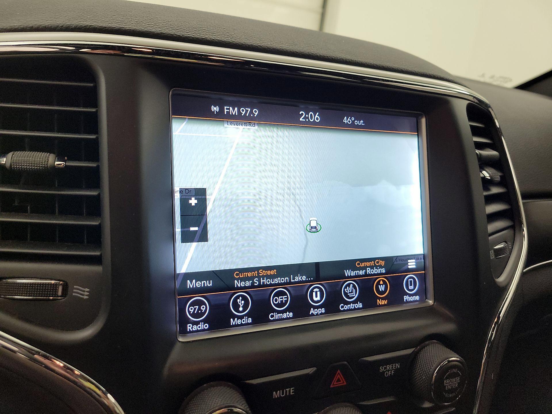 Thumbnail: 2018 Jeep Grand Cherokee - 14