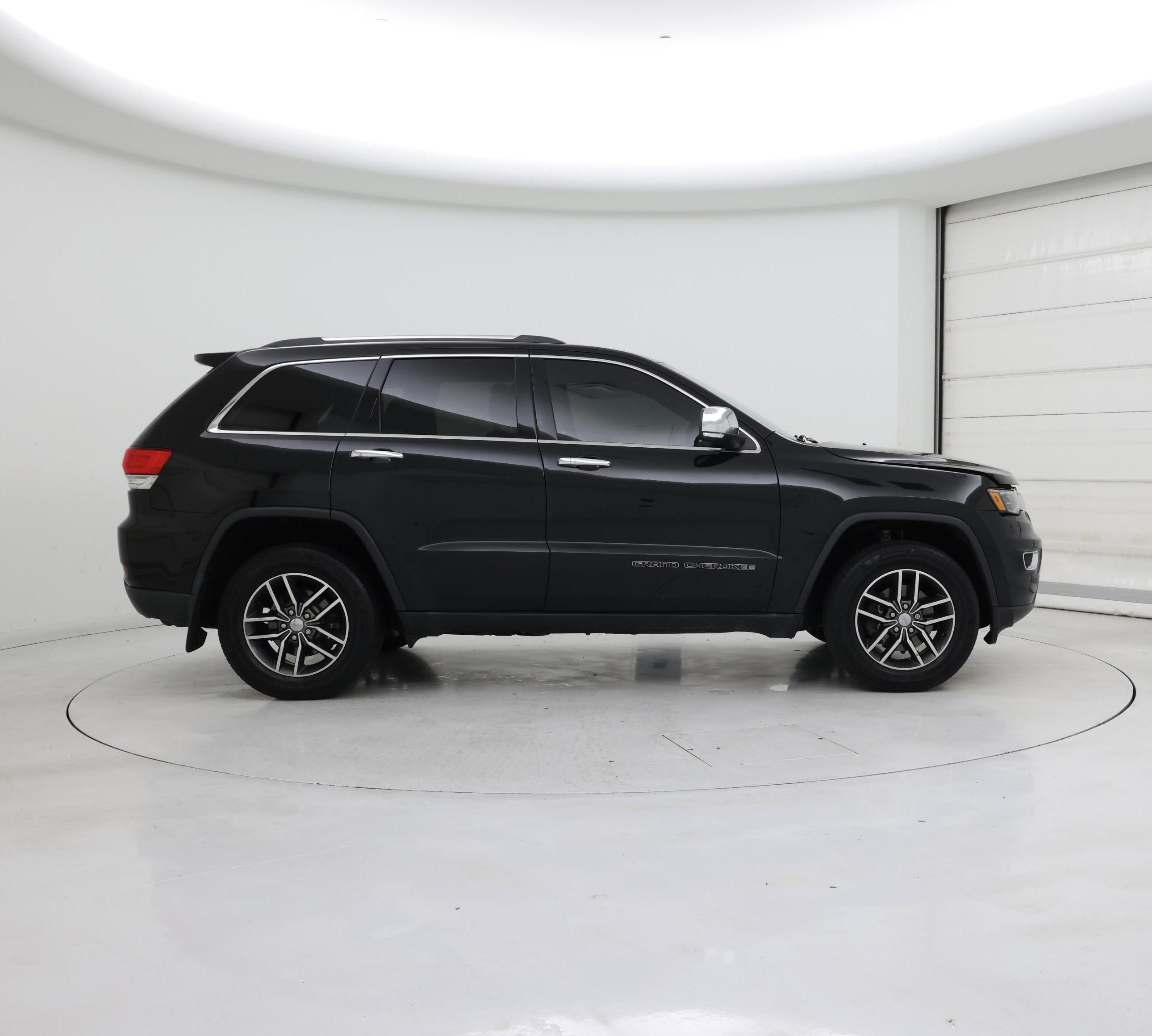 Thumbnail: 2018 Jeep Grand Cherokee - 7