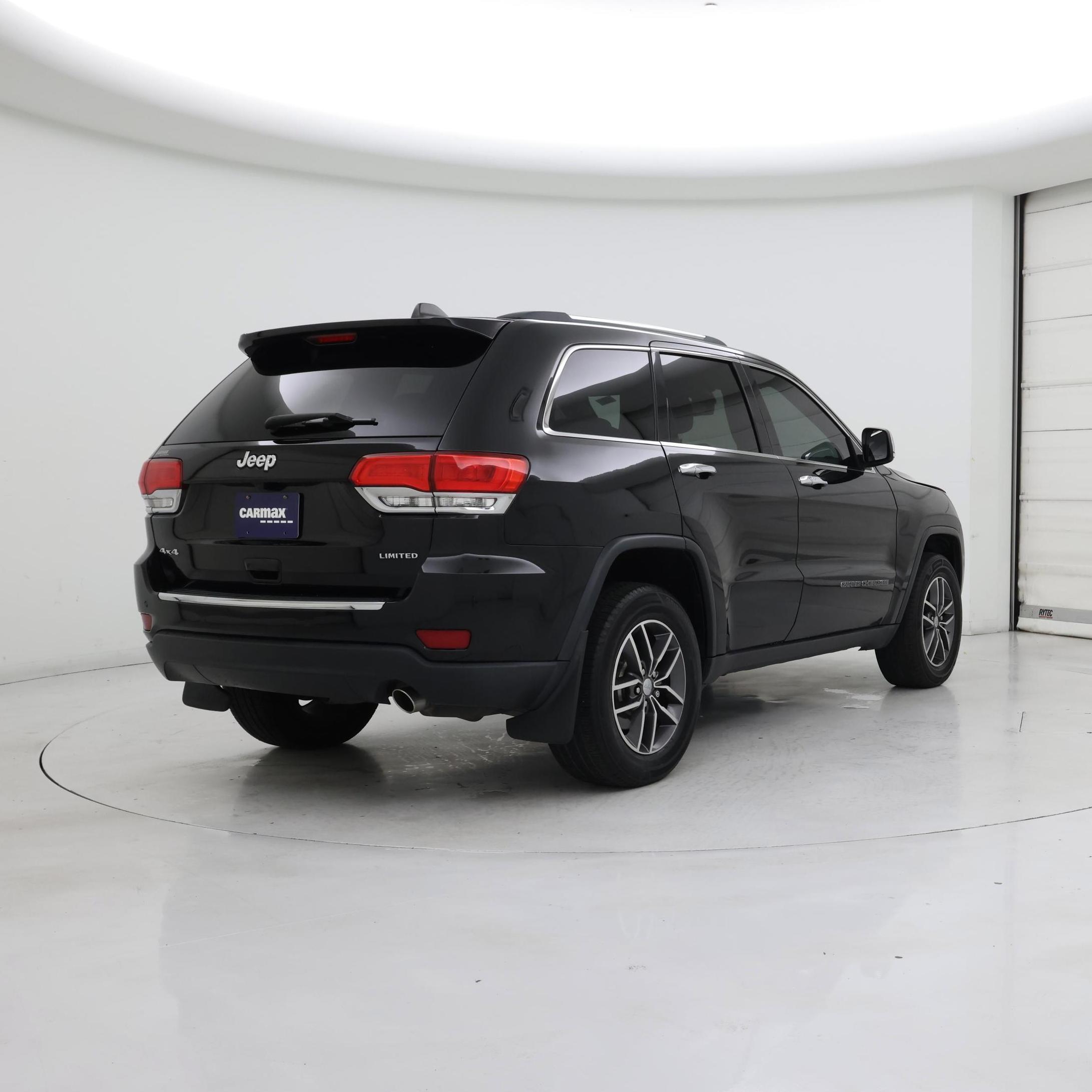 Thumbnail: 2018 Jeep Grand Cherokee - 8