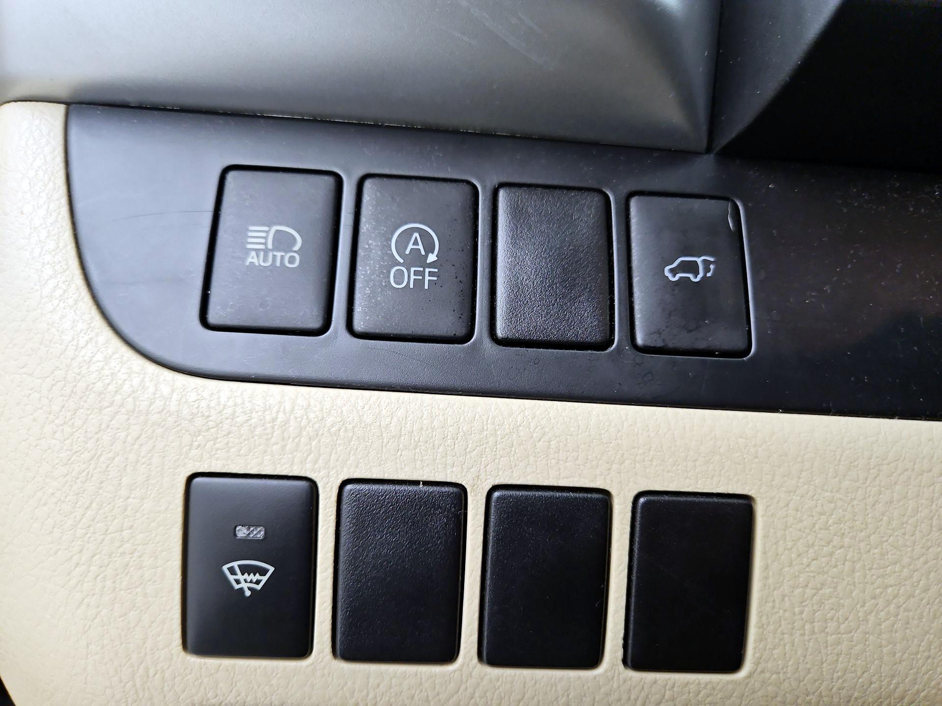 Thumbnail: 2017 Toyota Highlander - 13