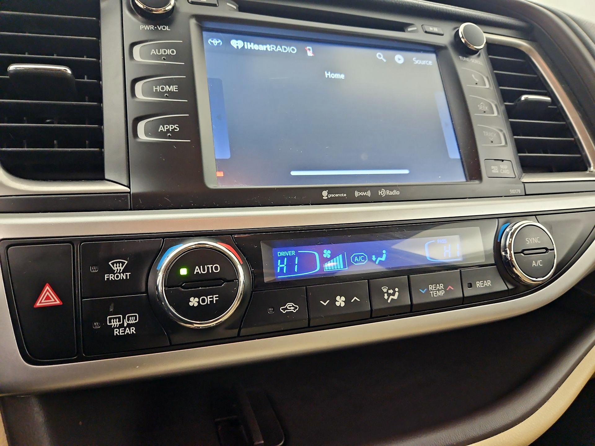 Thumbnail: 2017 Toyota Highlander - 16