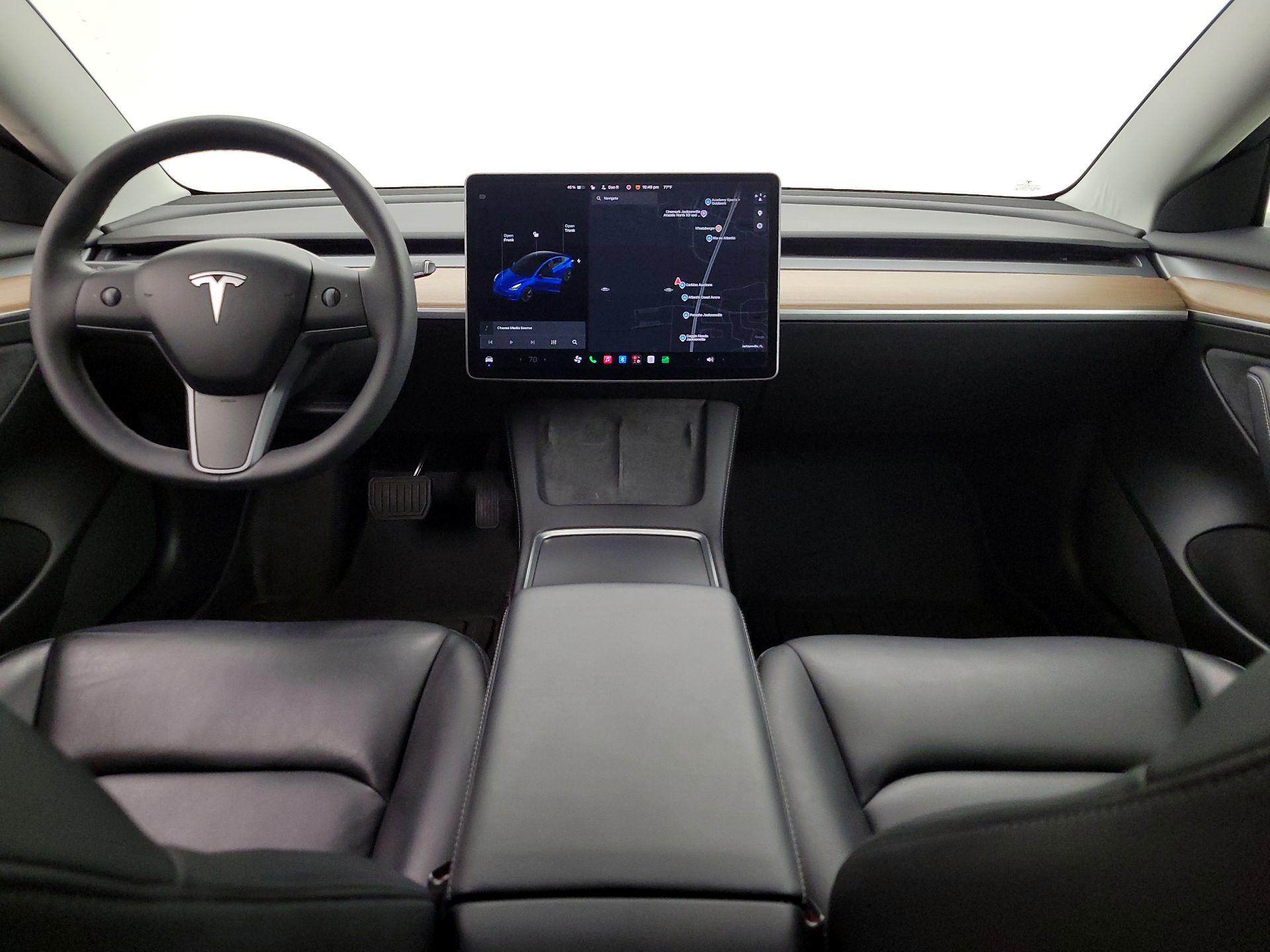 Thumbnail: 2022 Tesla Model 3 - 9