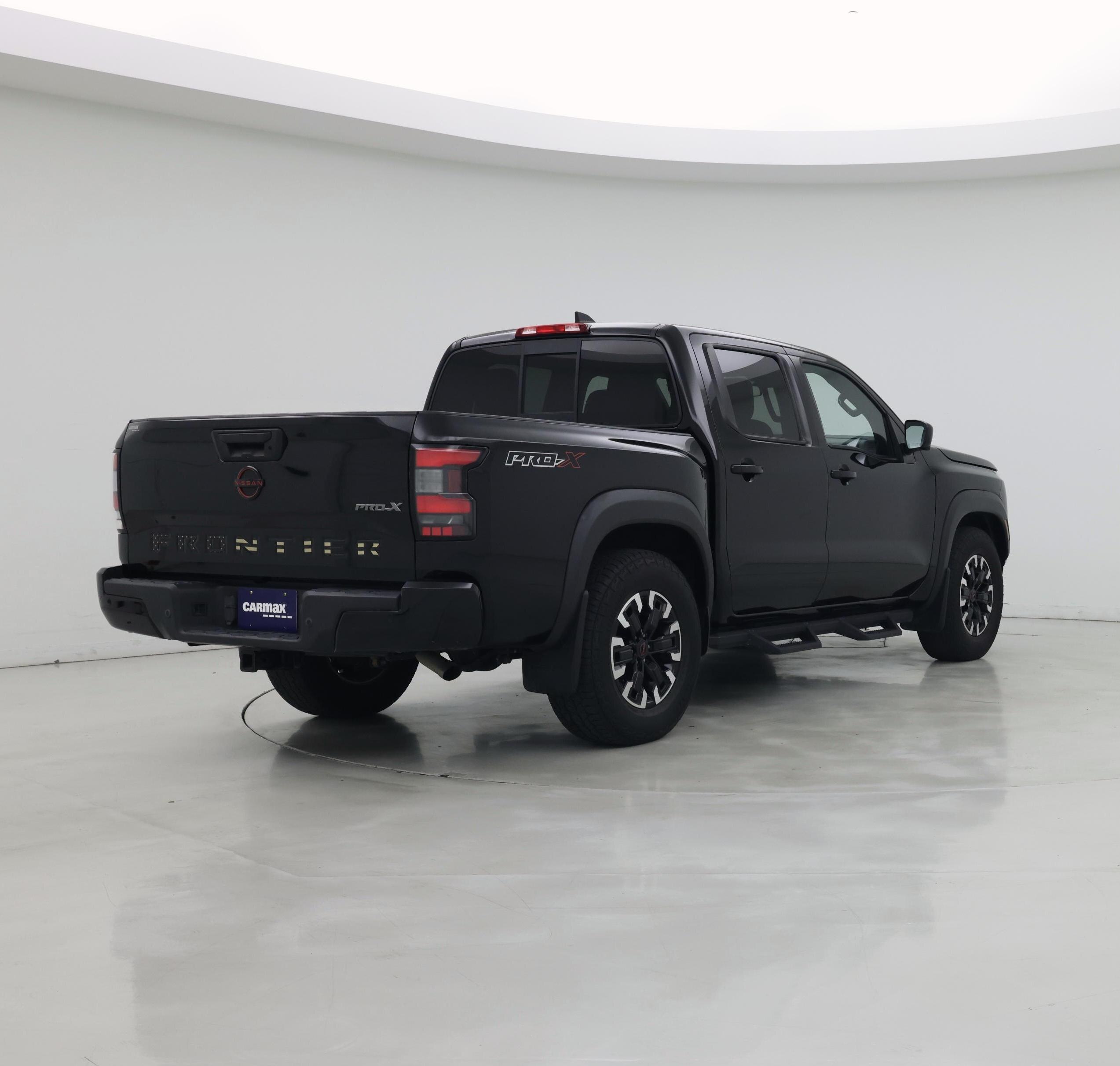 Thumbnail: 2022 Nissan Frontier - 8