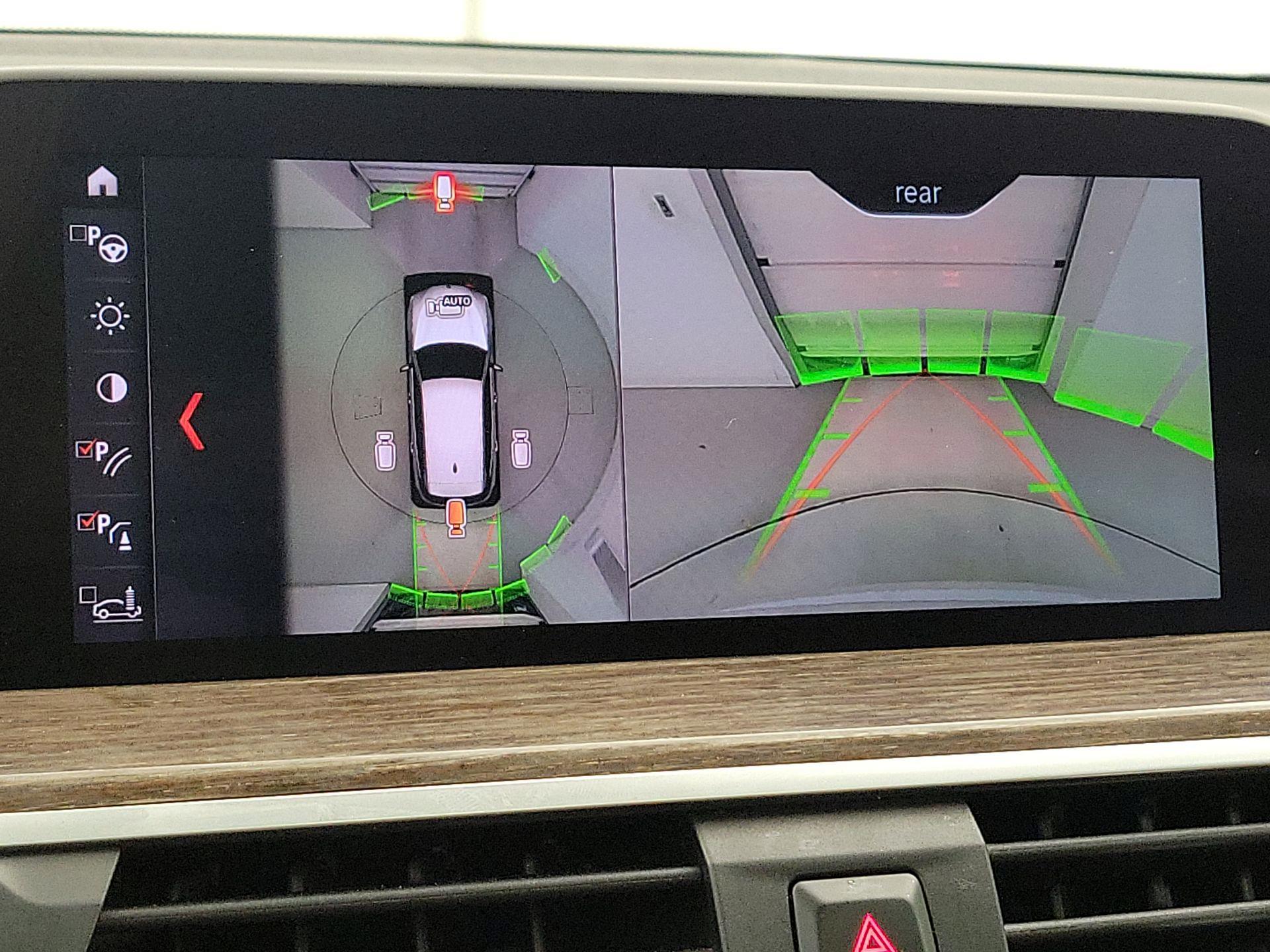 Thumbnail: 2021 BMW X3 - 15