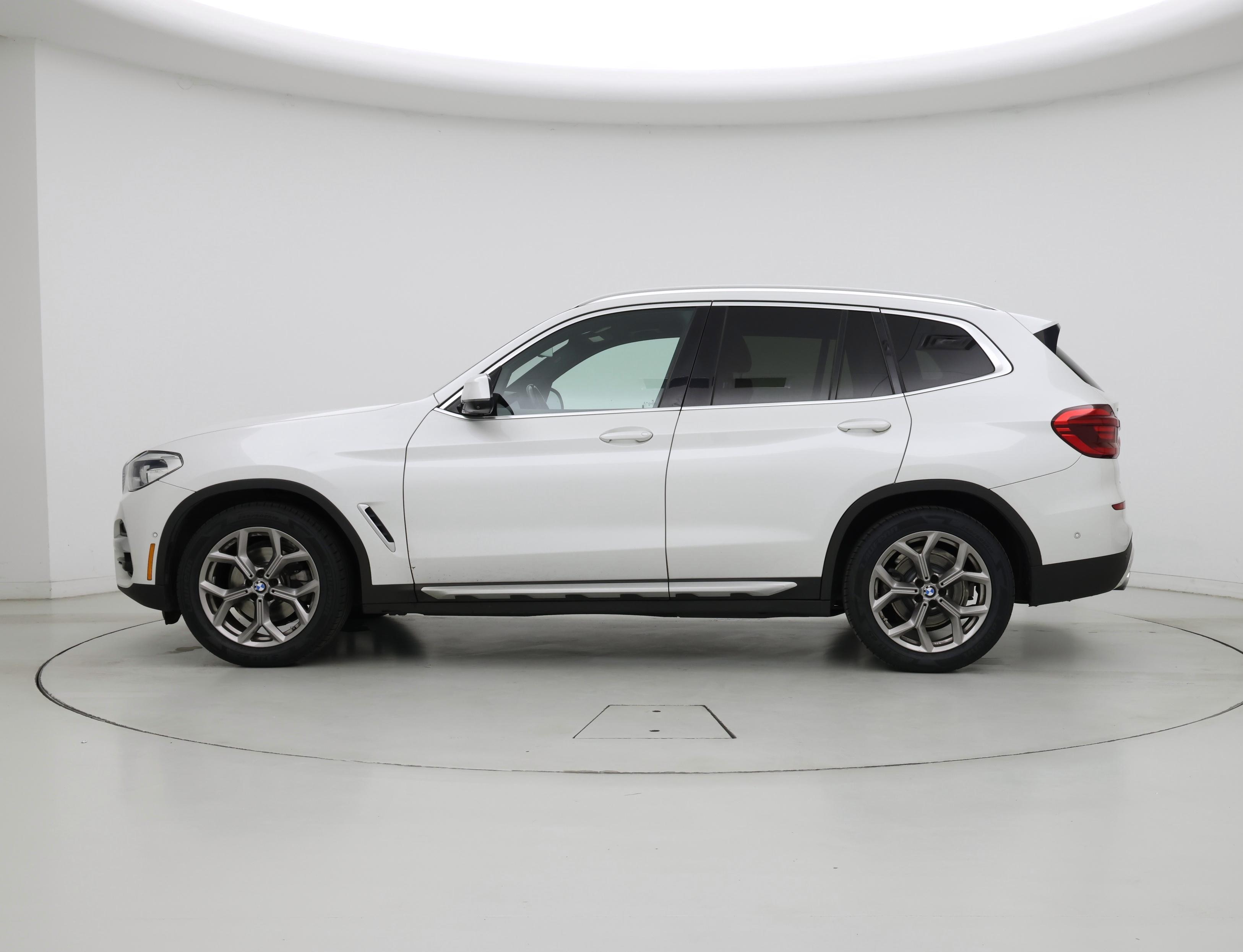 Thumbnail: 2021 BMW X3 - 3