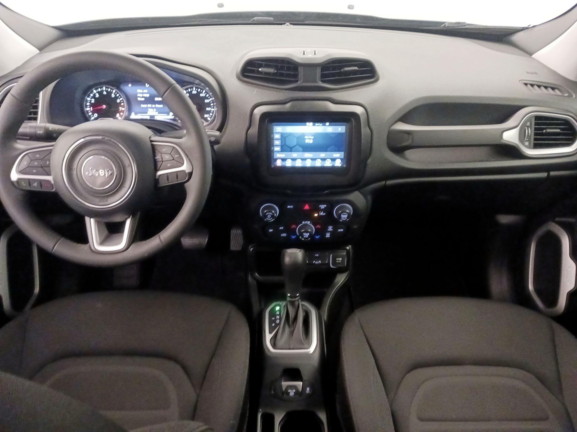 Thumbnail: 2021 Jeep Renegade - 9