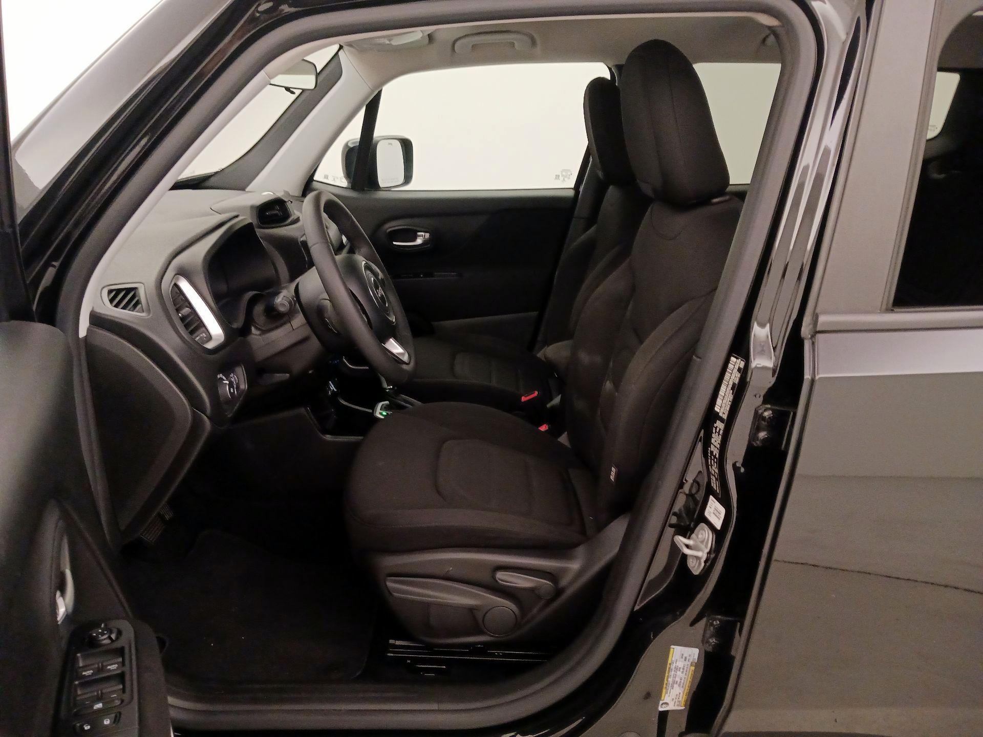 Thumbnail: 2021 Jeep Renegade - 11