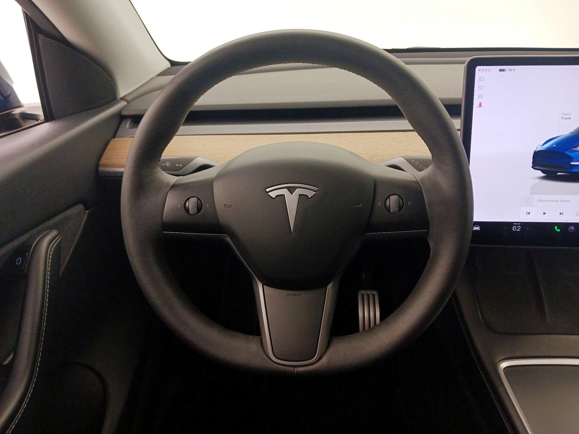 Thumbnail: 2022 Tesla Model Y - 10