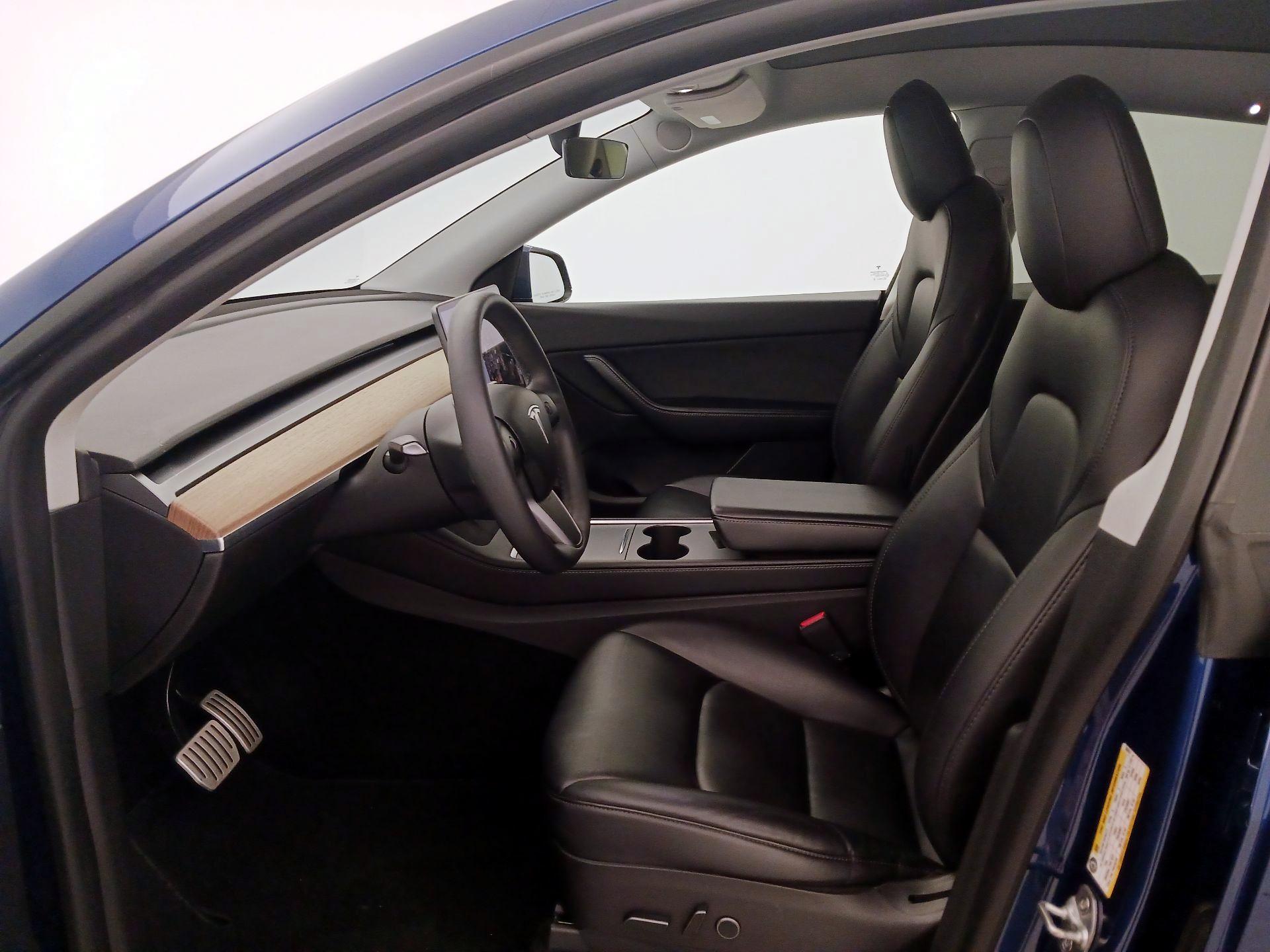 Thumbnail: 2022 Tesla Model Y - 11