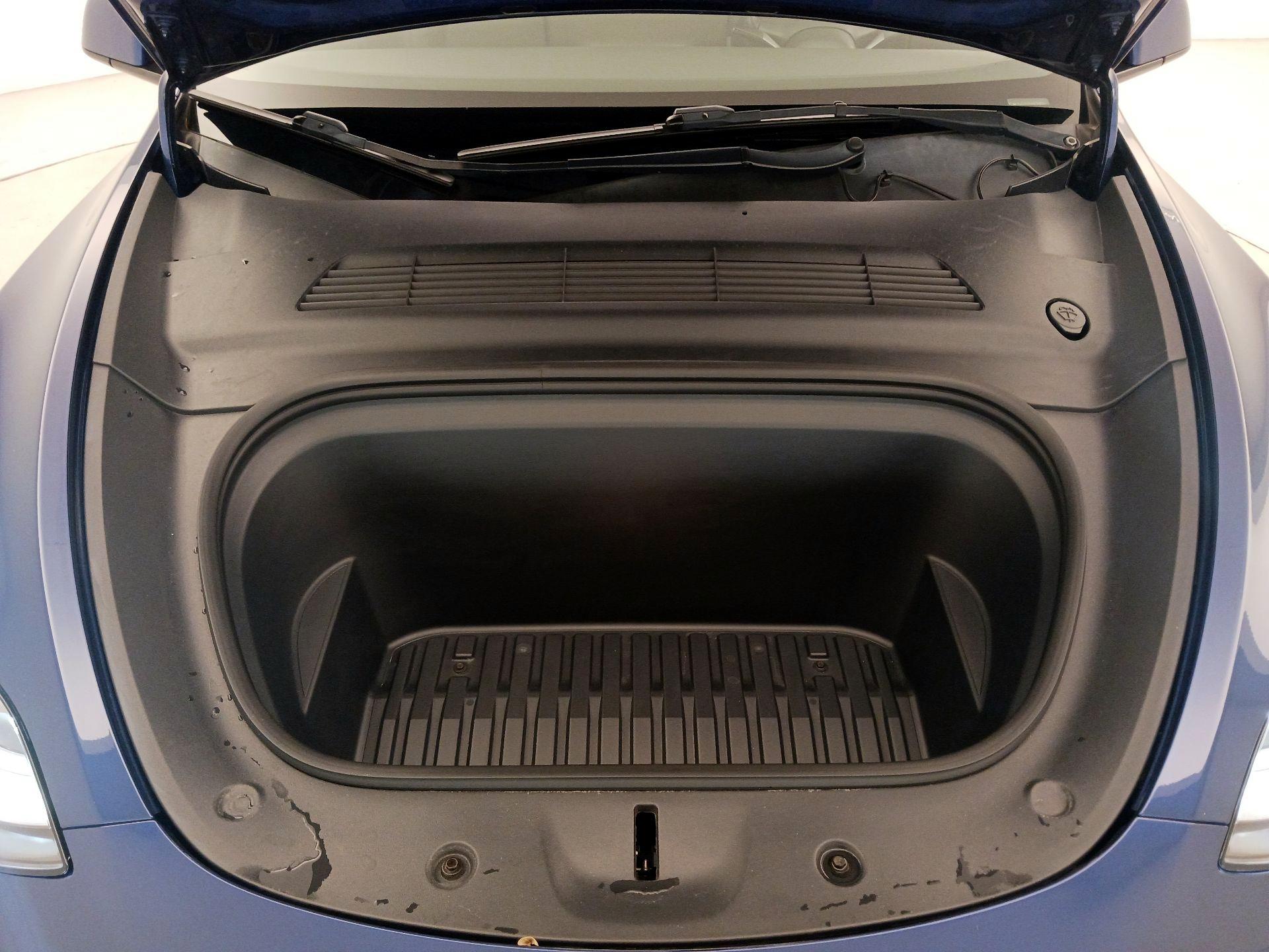 Thumbnail: 2022 Tesla Model Y - 20