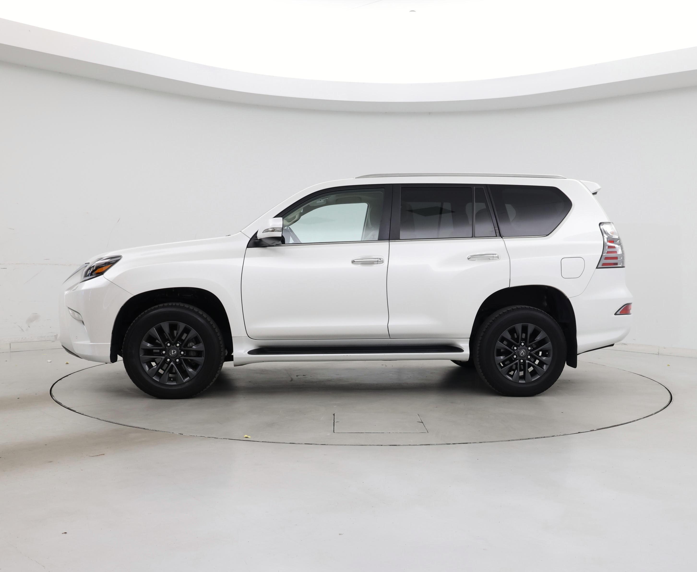 Thumbnail: 2023 Lexus GX - 3