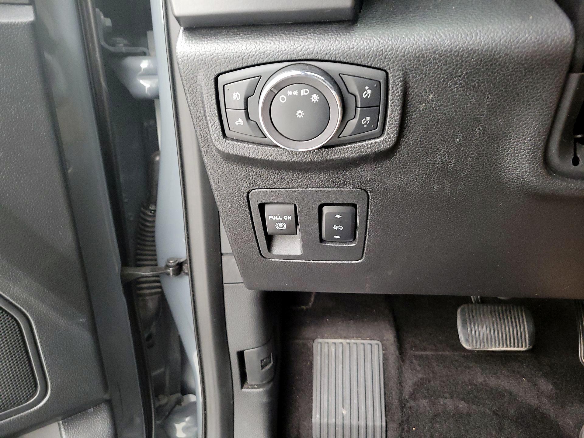 Thumbnail: 2019 Ford F-150 - 13