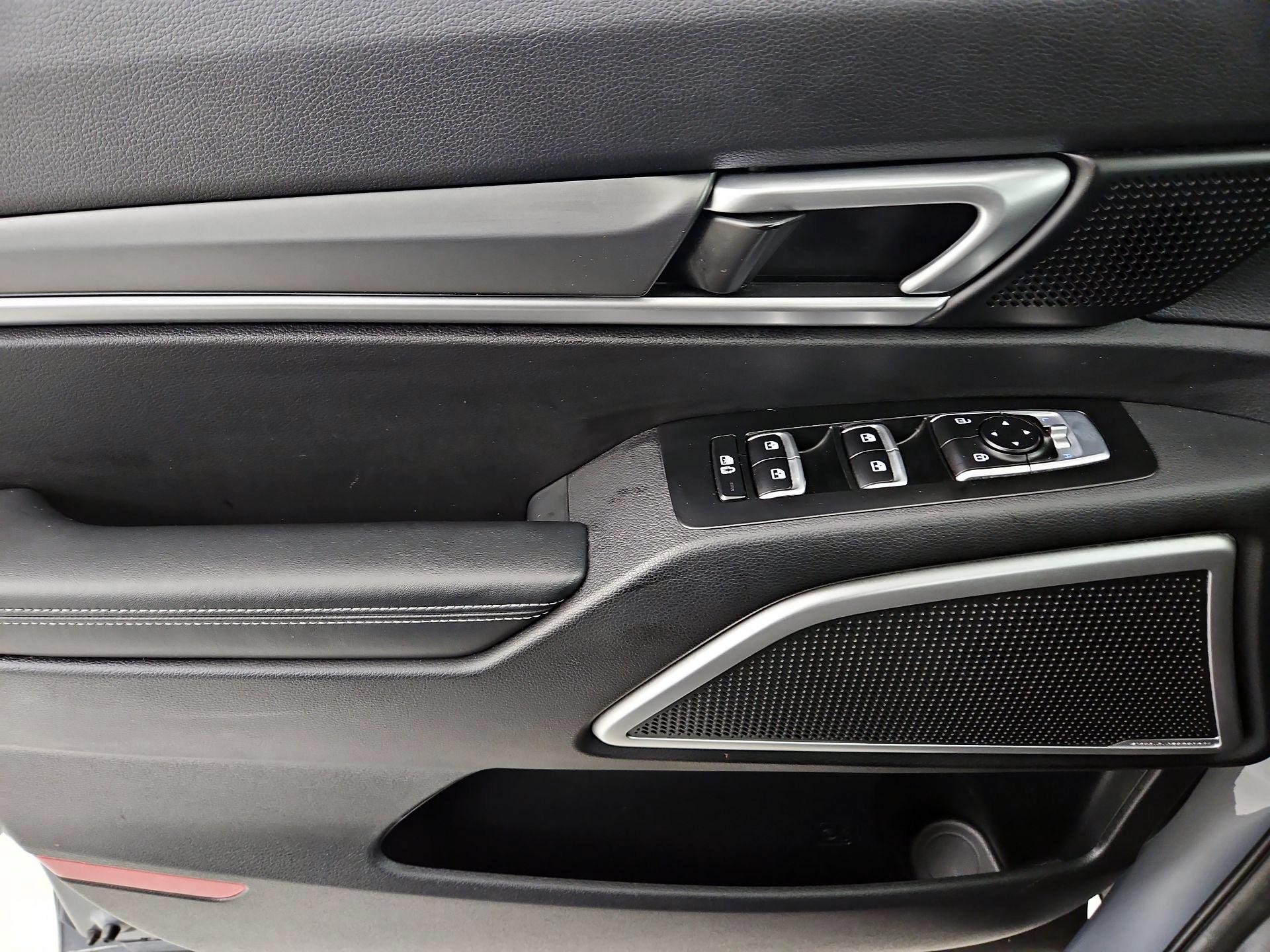 Thumbnail: 2021 Kia Telluride - 12