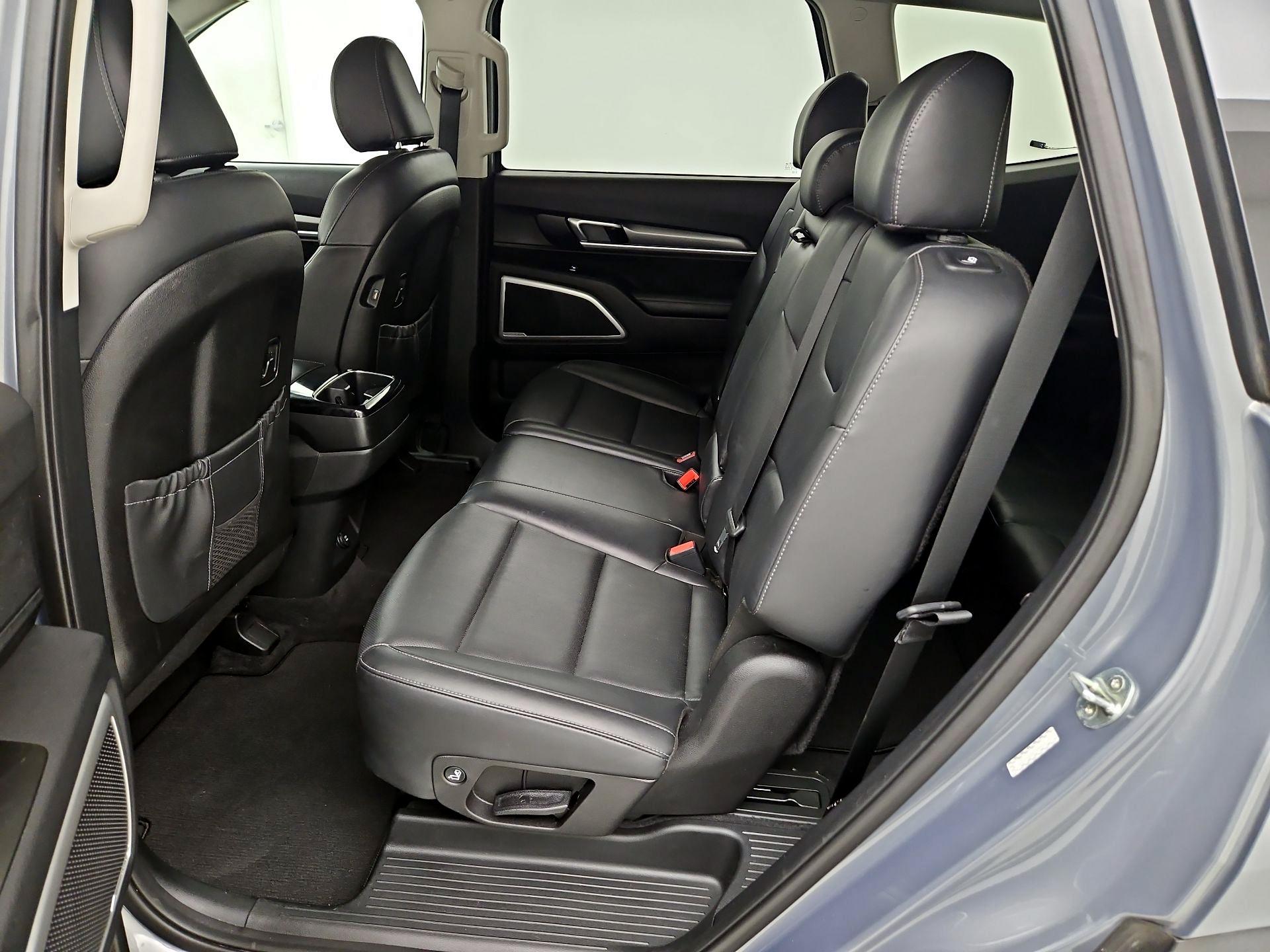 Thumbnail: 2021 Kia Telluride - 19