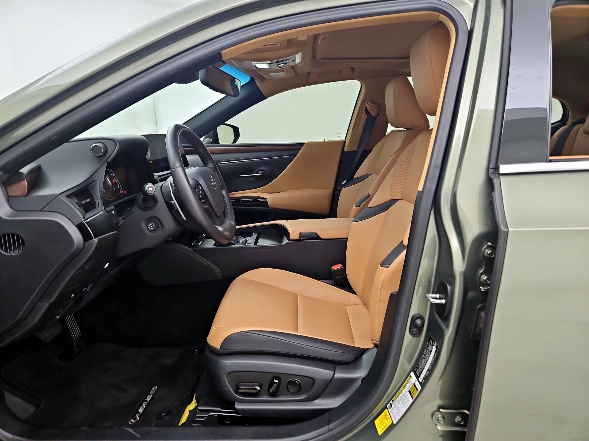 Thumbnail: 2023 Lexus ES - 11