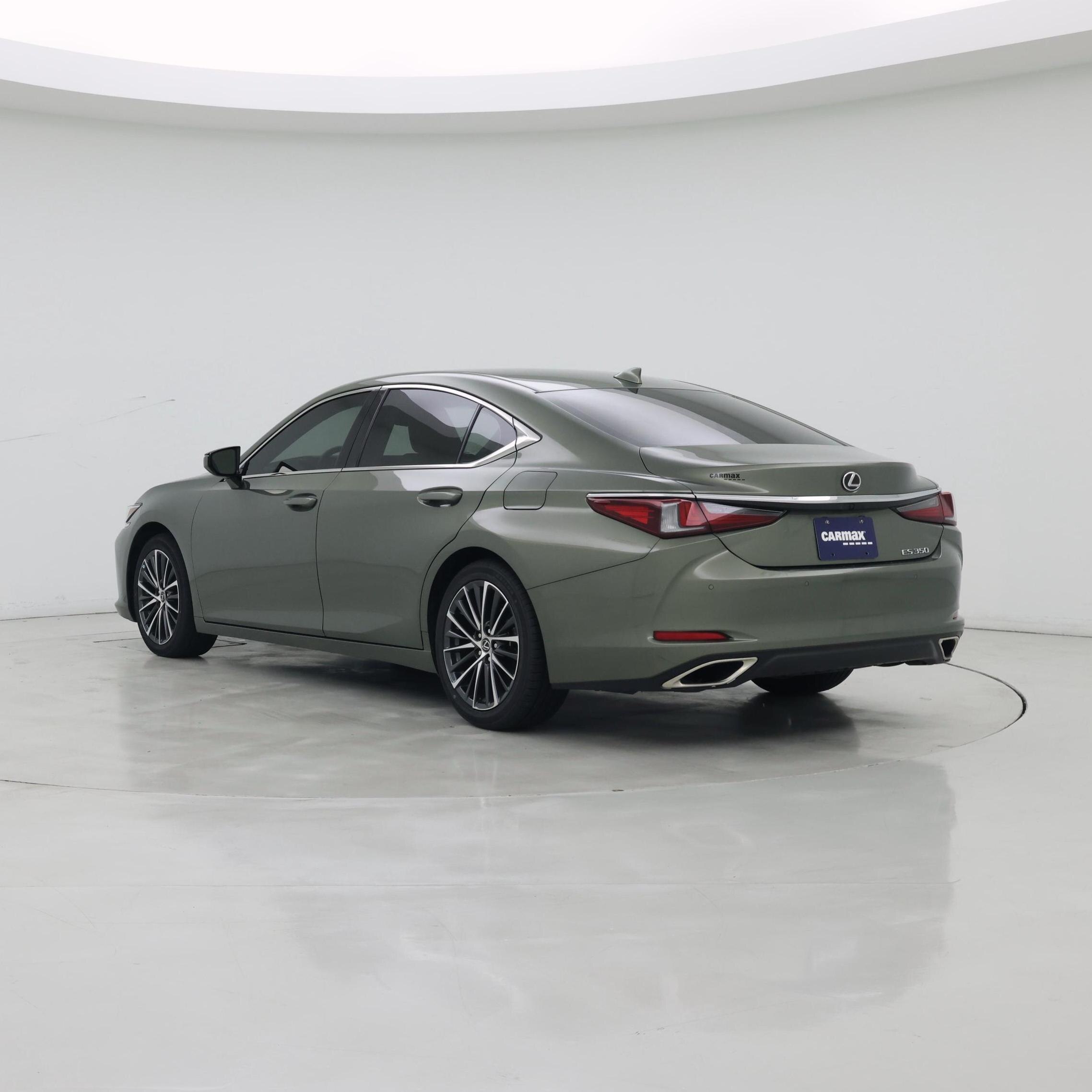 Thumbnail: 2023 Lexus ES - 2