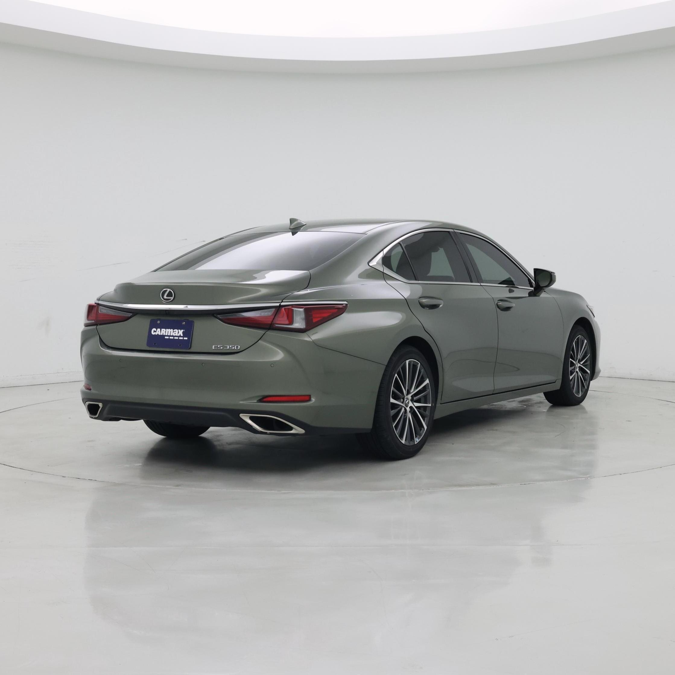 Thumbnail: 2023 Lexus ES - 8