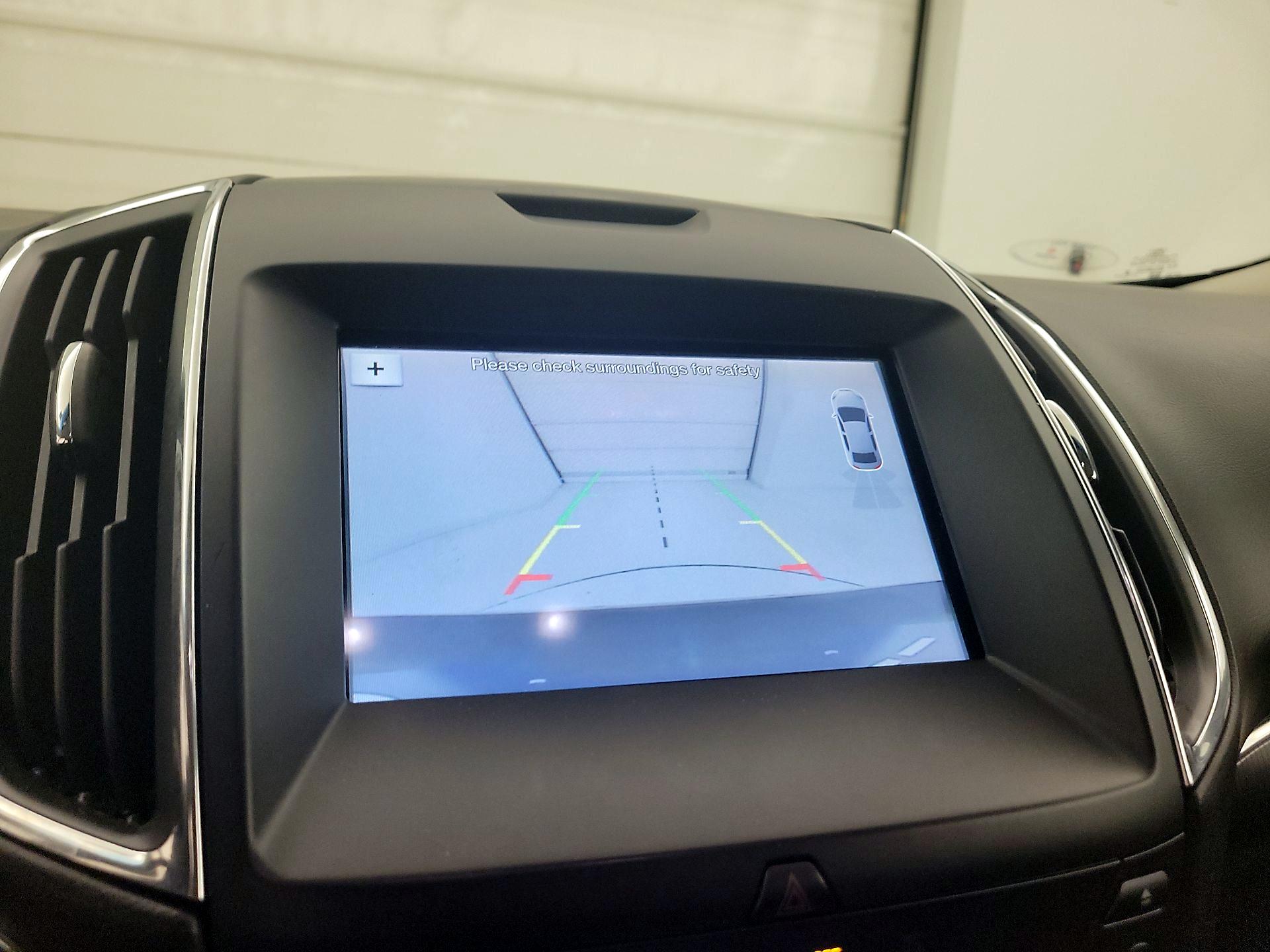 Thumbnail: 2018 Ford Edge - 14