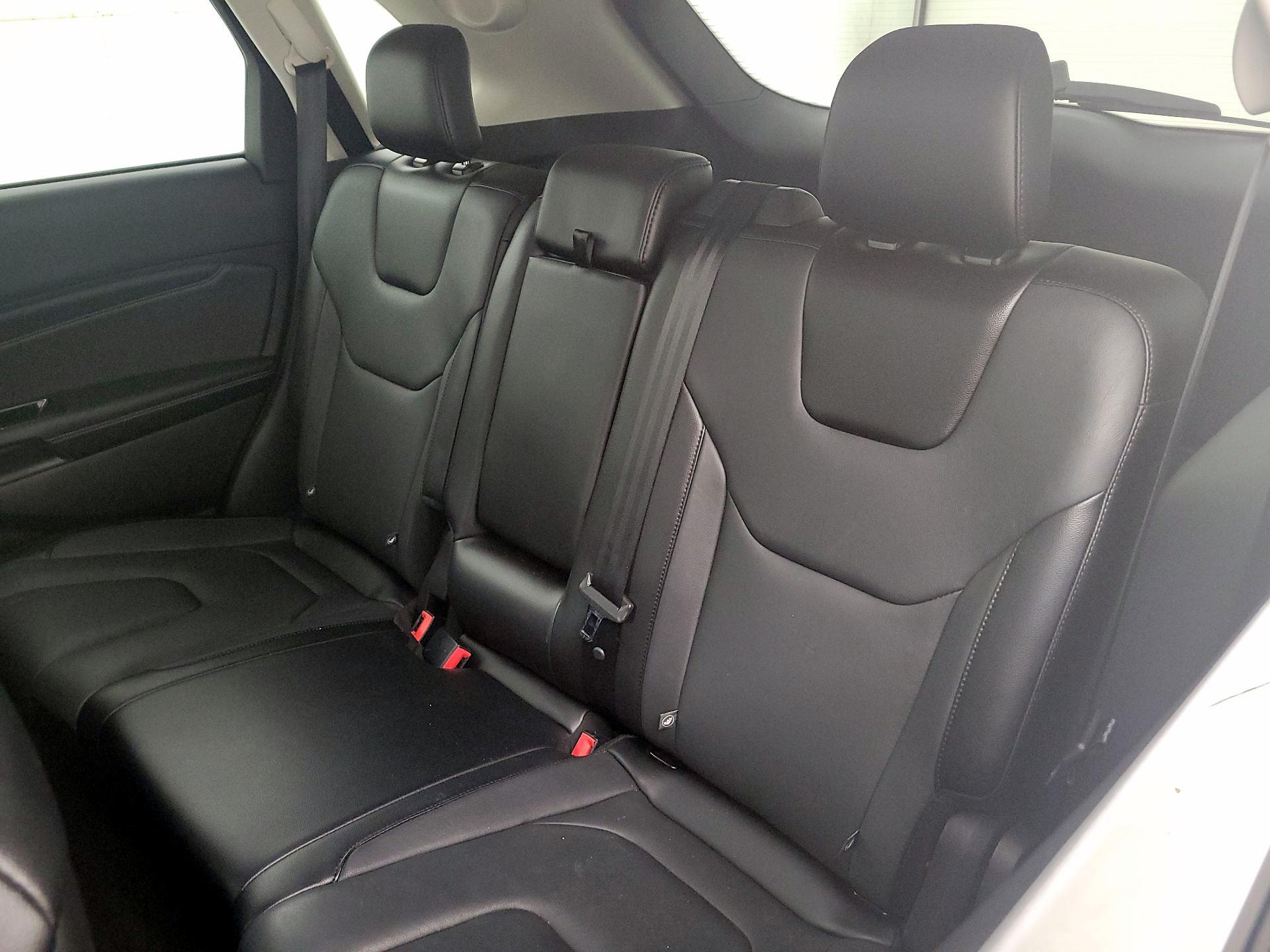 Thumbnail: 2018 Ford Edge - 19