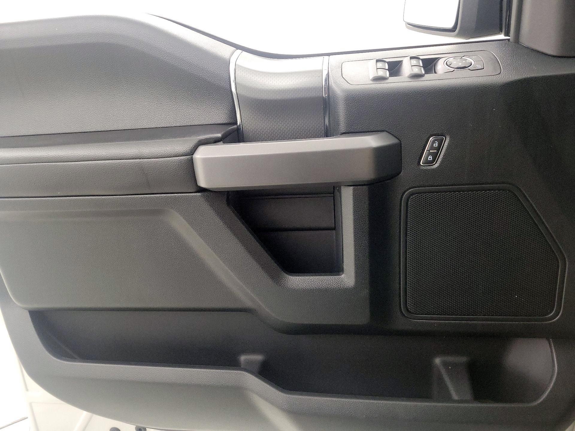 Thumbnail: 2017 Ford F-150 - 12