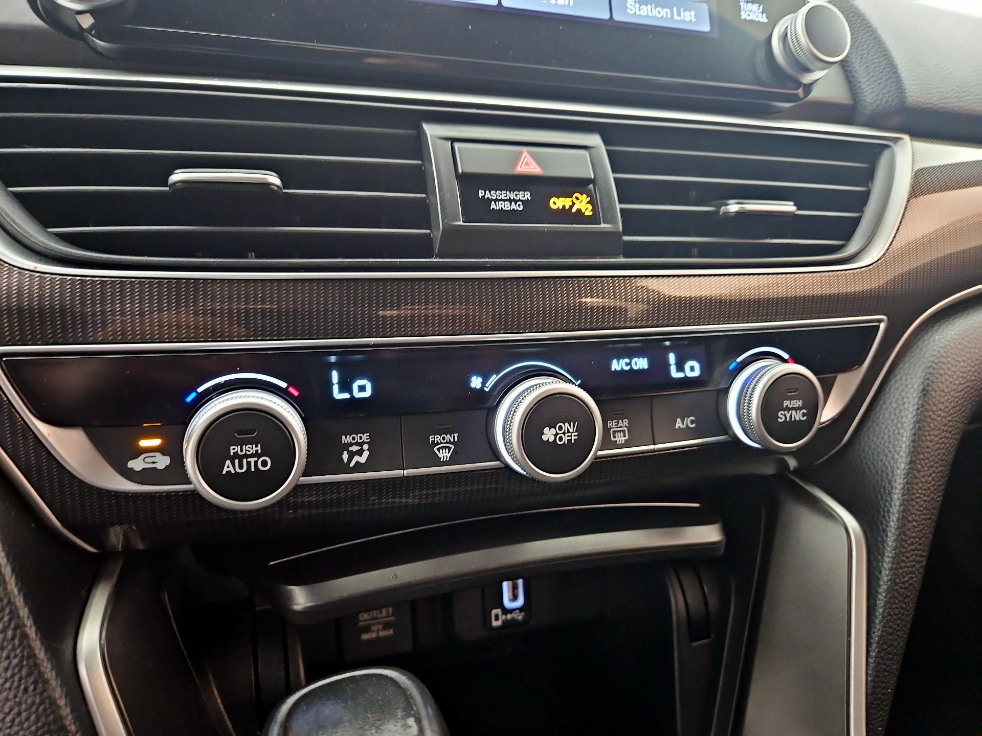 Thumbnail: 2019 Honda Accord - 16