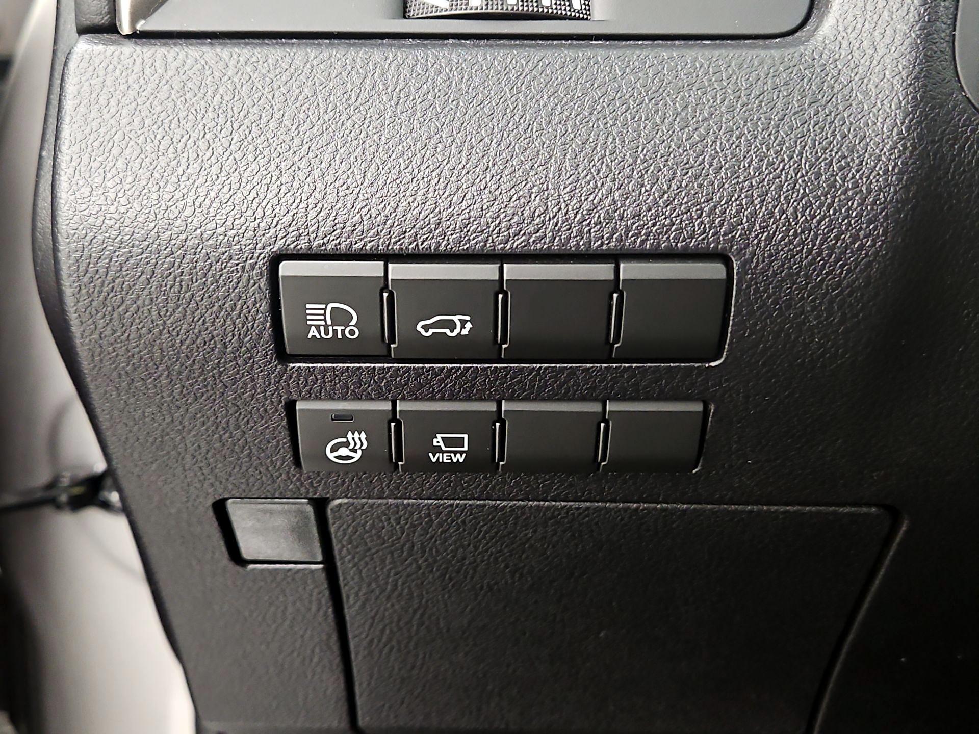 Thumbnail: 2021 Lexus RX - 13