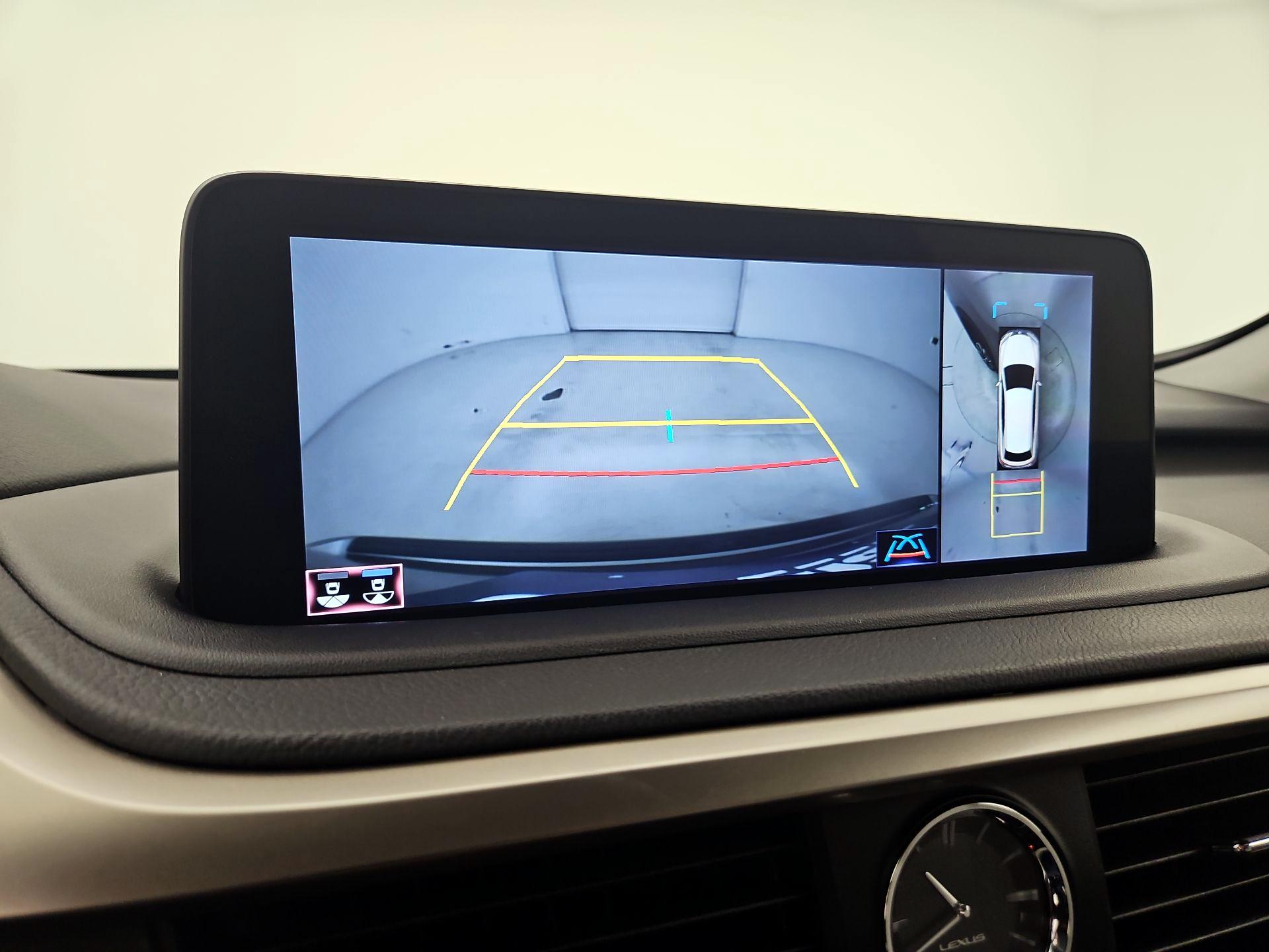 Thumbnail: 2021 Lexus RX - 15