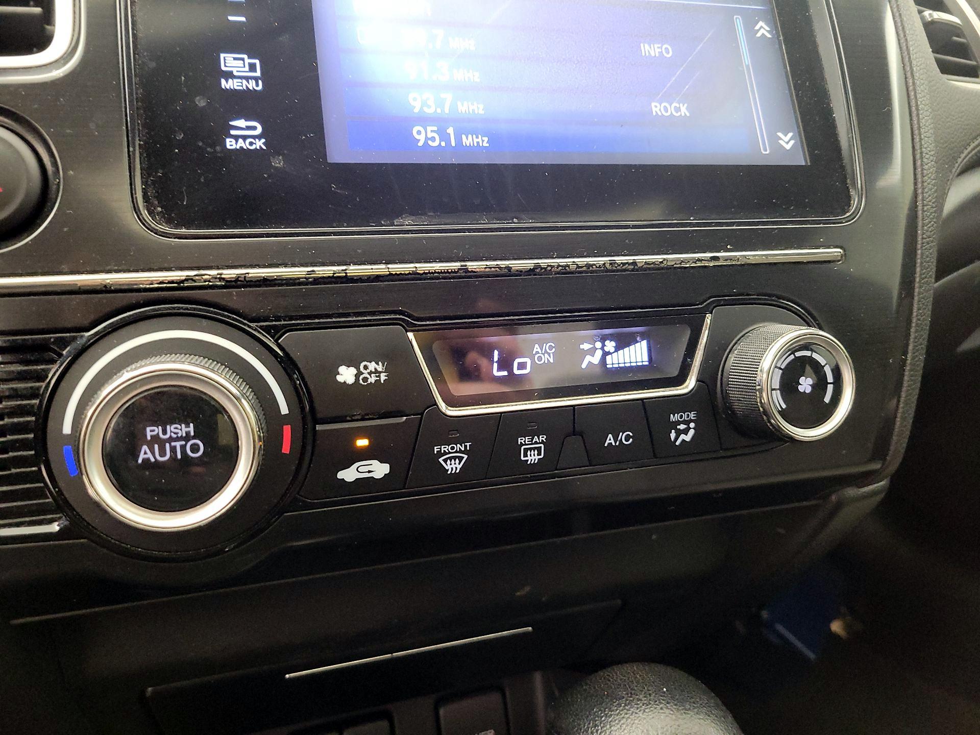 Thumbnail: 2015 Honda Civic - 16