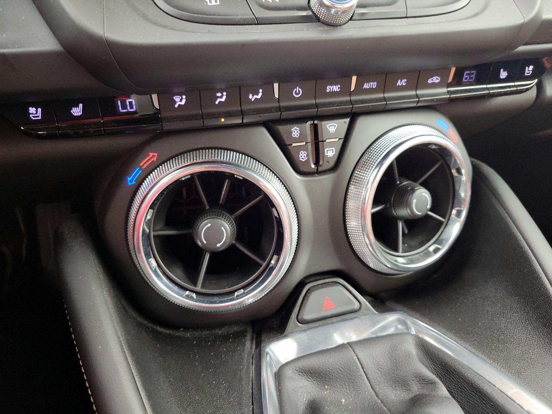 Thumbnail: 2017 Chevrolet Camaro - 17