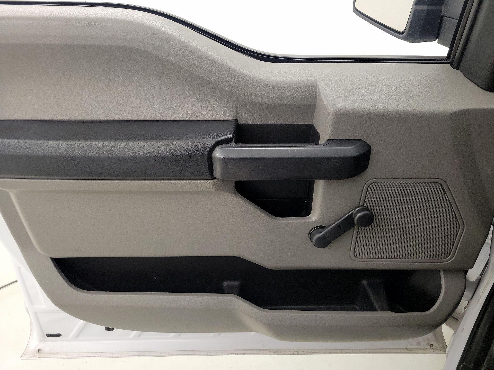 Thumbnail: 2016 Ford F-150 - 12