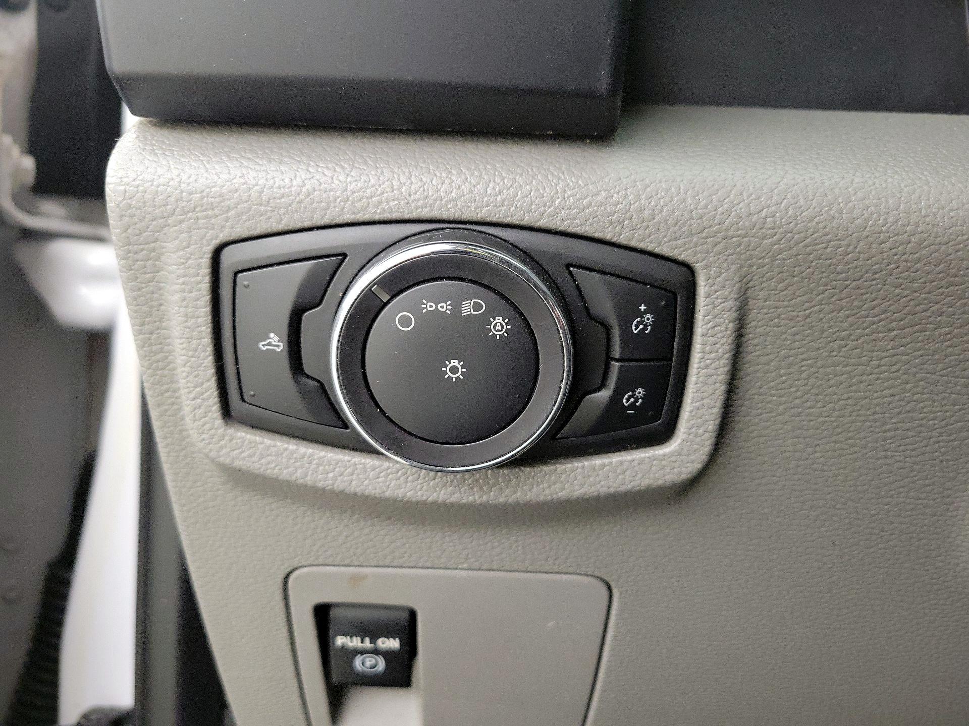 Thumbnail: 2016 Ford F-150 - 13